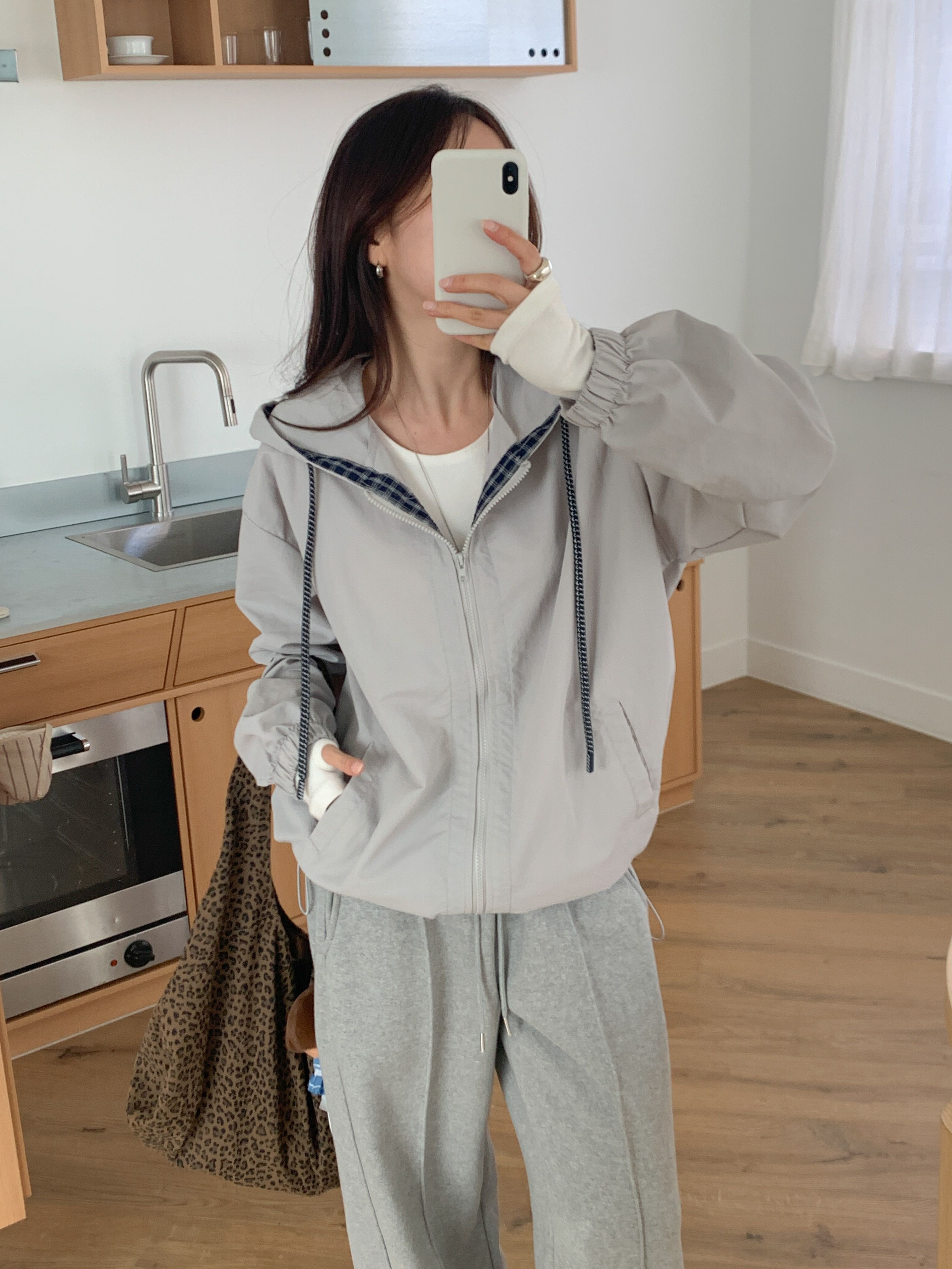 コンビナイロンジップアップフードドローストリングオーバーサイズ長袖カンガルーポケットチェックジャンパー | 詳細画像6