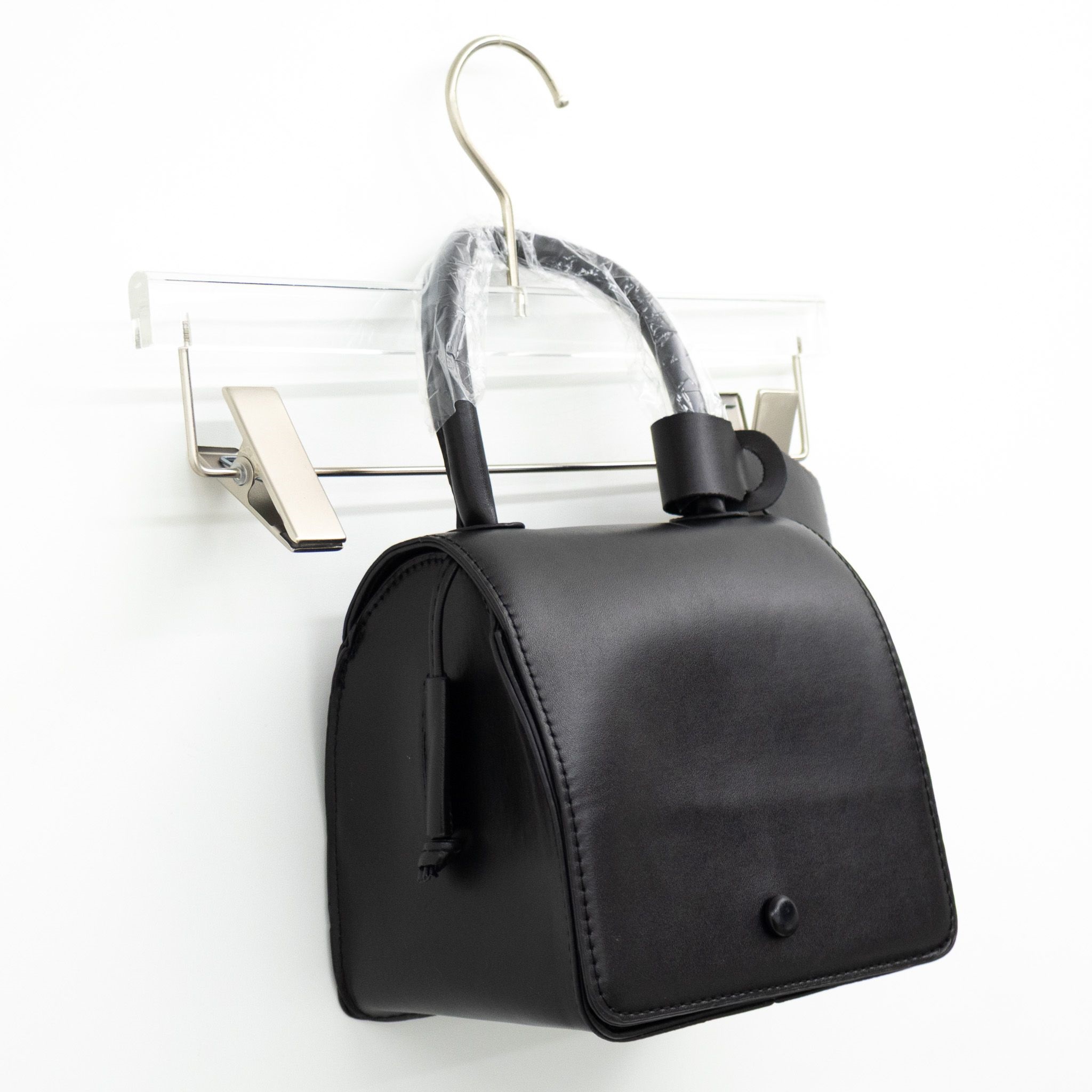 レザー調マグネットボタン無地ショルダーバッグ | 詳細画像14