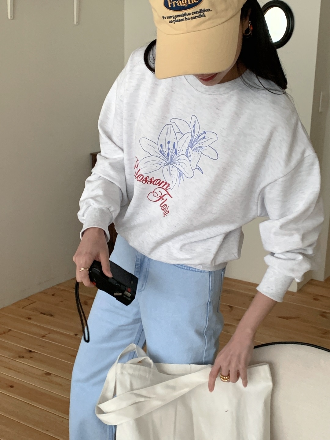 ラウンドネックルーズ長袖プリントスウェット | 詳細画像5