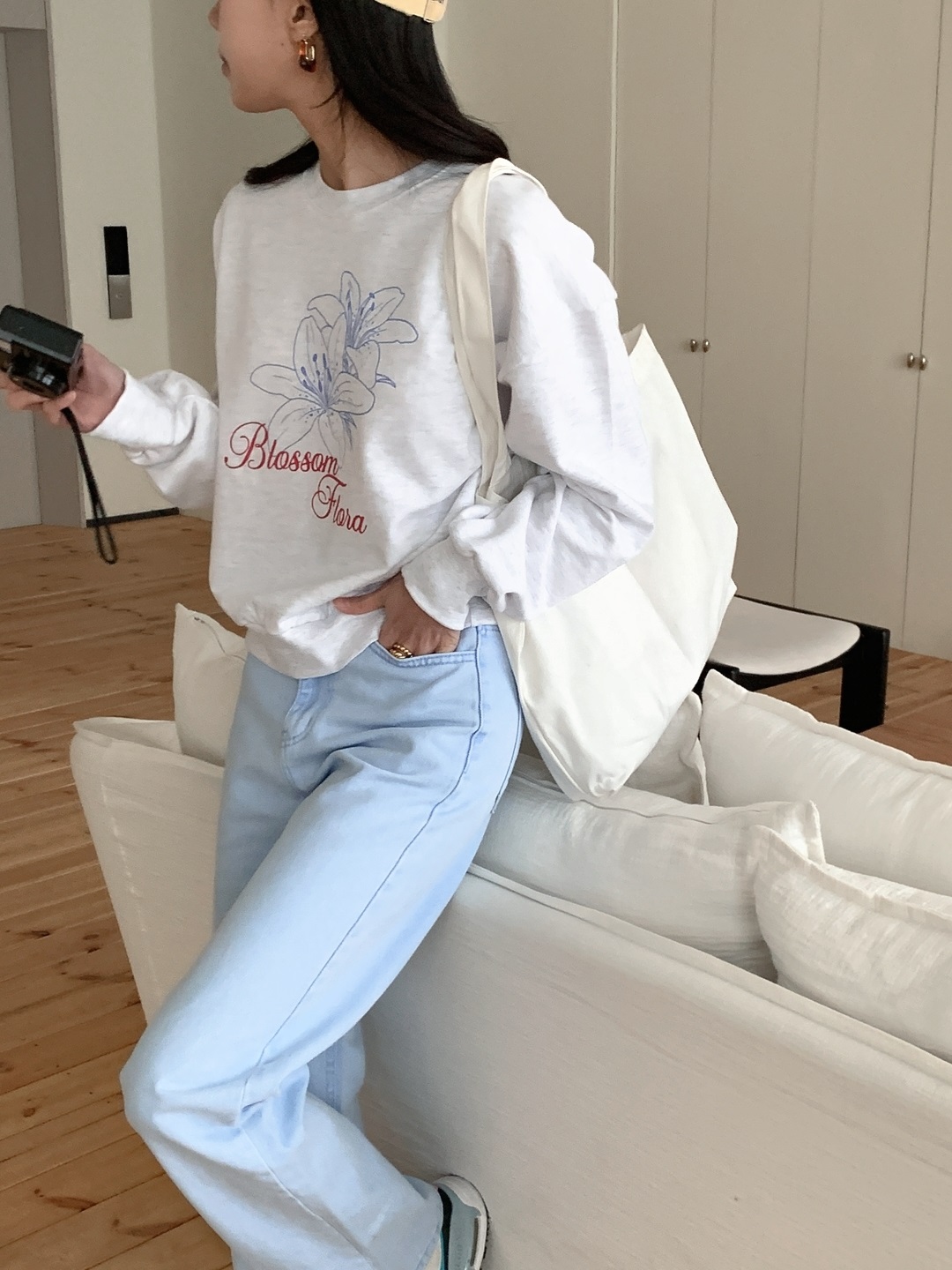 ラウンドネックルーズ長袖プリントスウェット | 詳細画像8