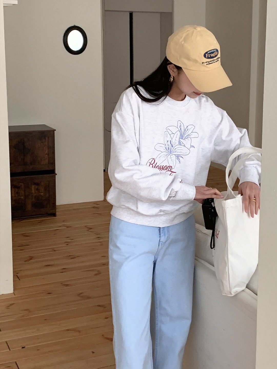 ラウンドネックルーズ長袖プリントスウェット | 詳細画像11