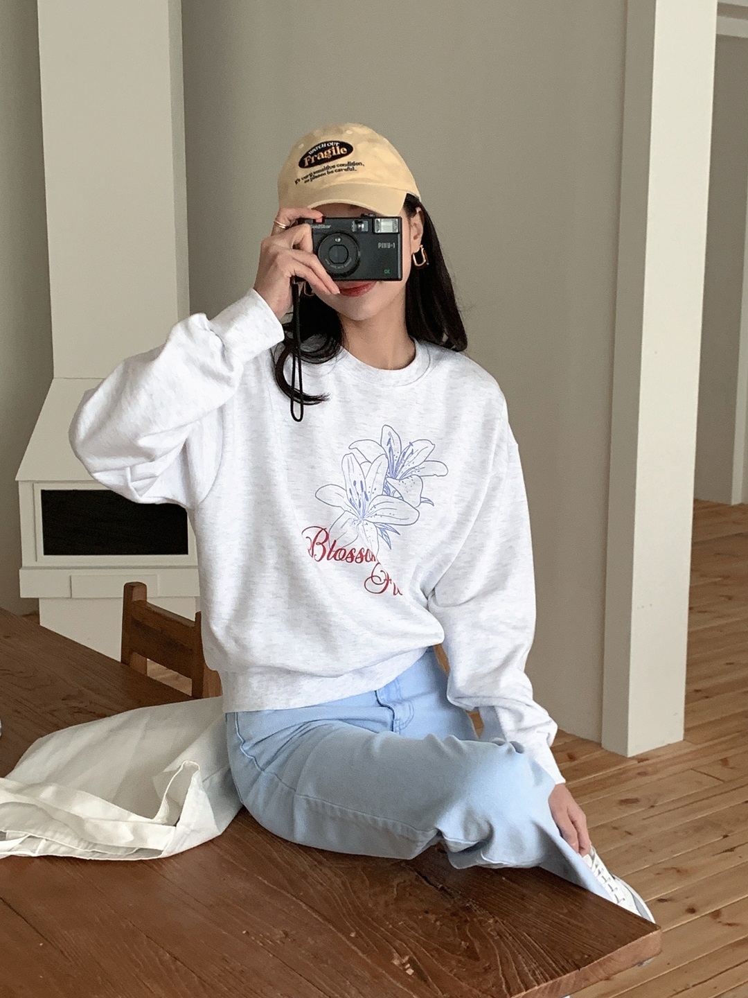 ラウンドネックルーズ長袖プリントスウェット | 詳細画像14