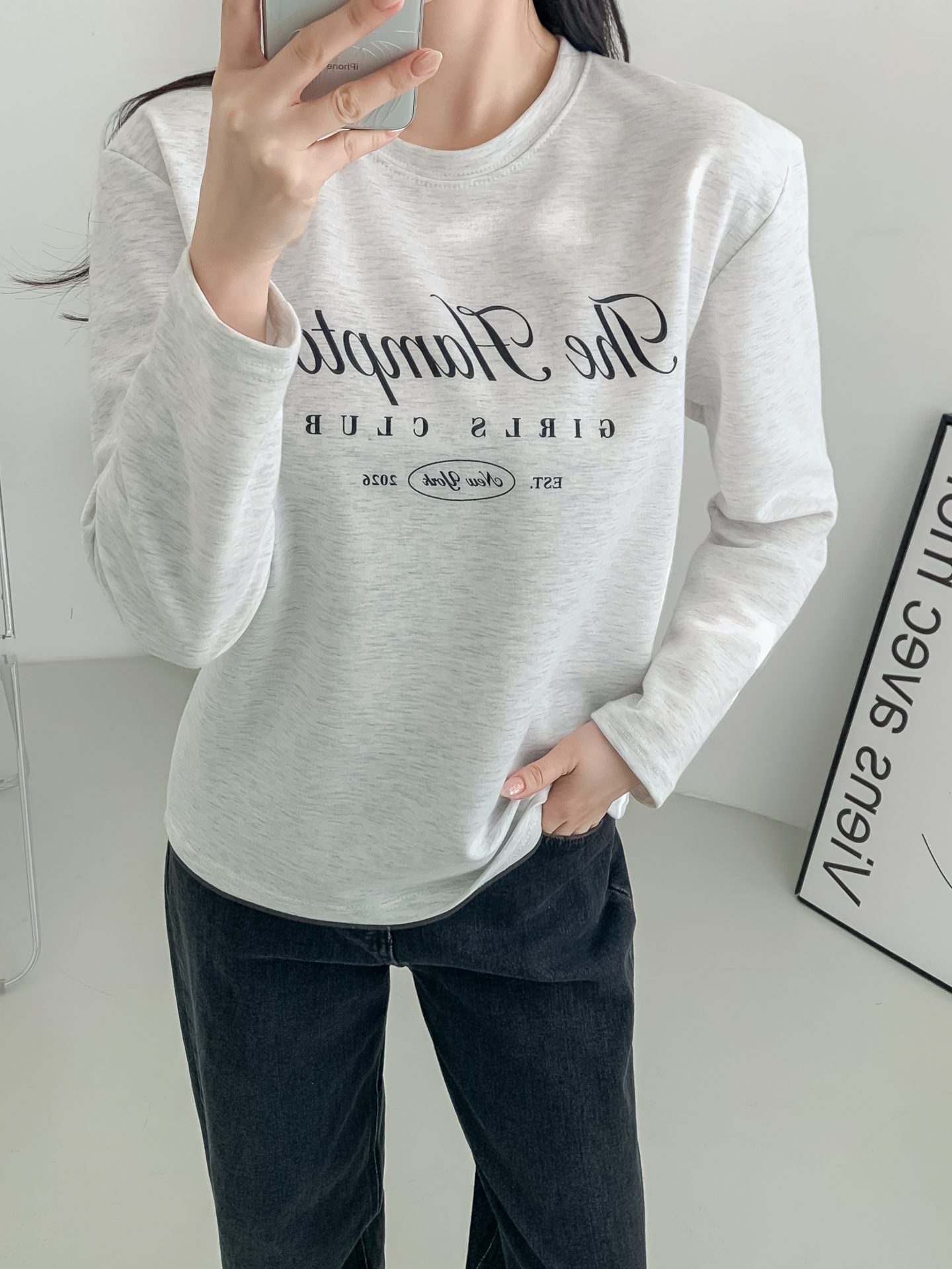 ラウンドネックベーシック長袖レタリングTシャツ | 詳細画像17