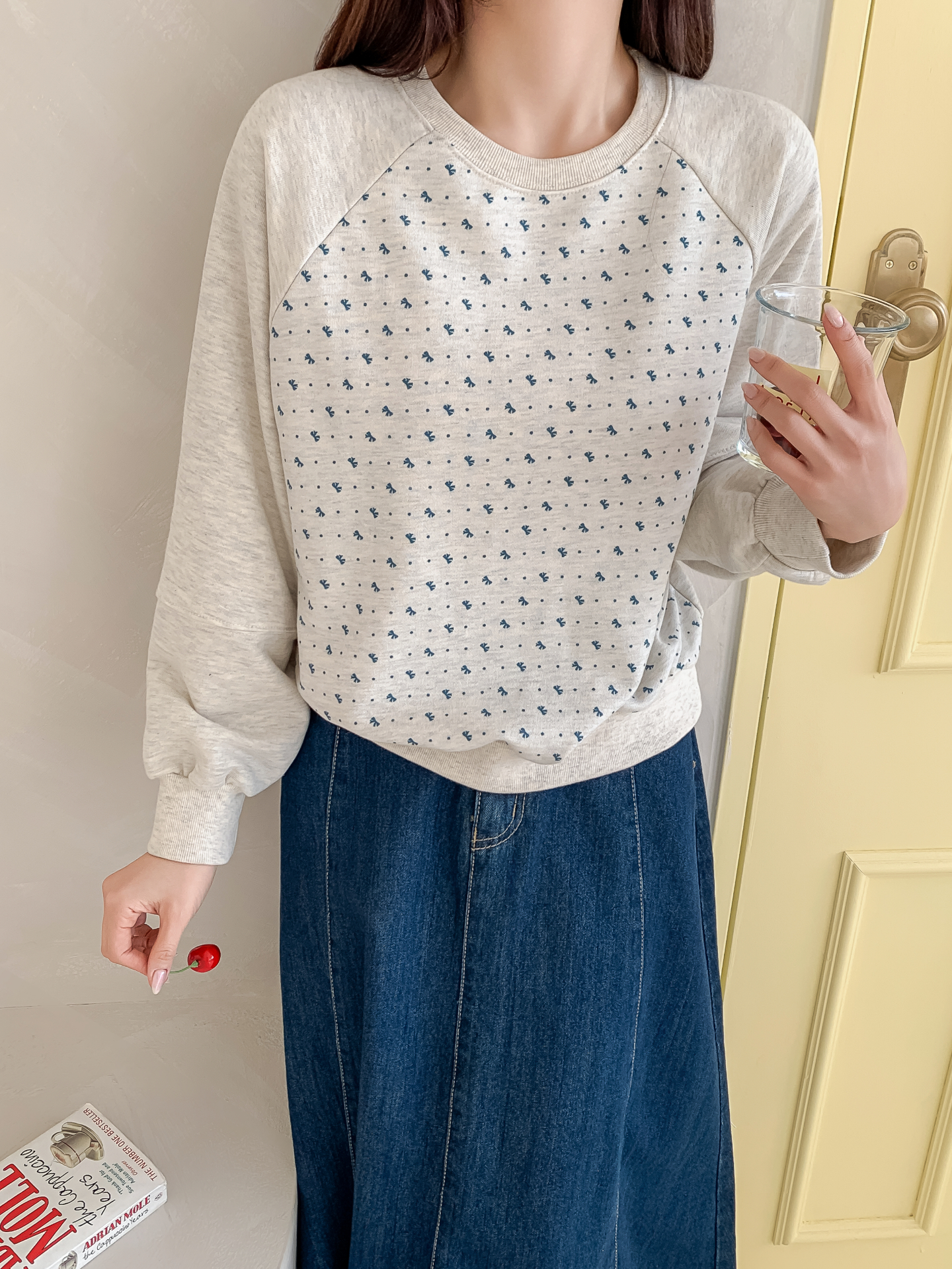 ラウンドネックパッチラグランルーズ長袖ドットスウェット | 詳細画像7