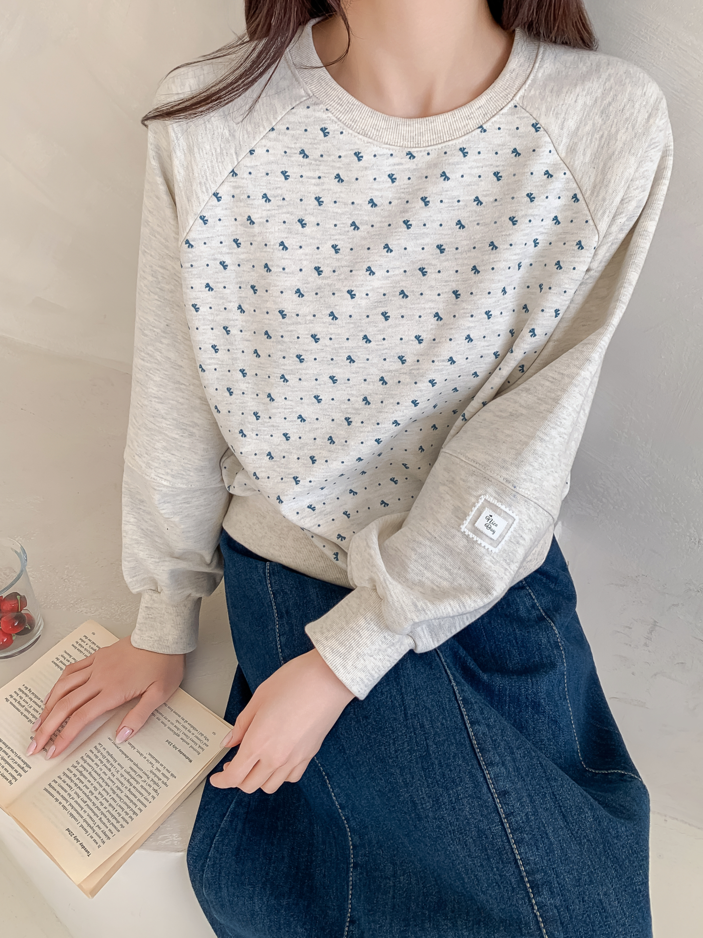 ラウンドネックパッチラグランルーズ長袖ドットスウェット | 詳細画像13