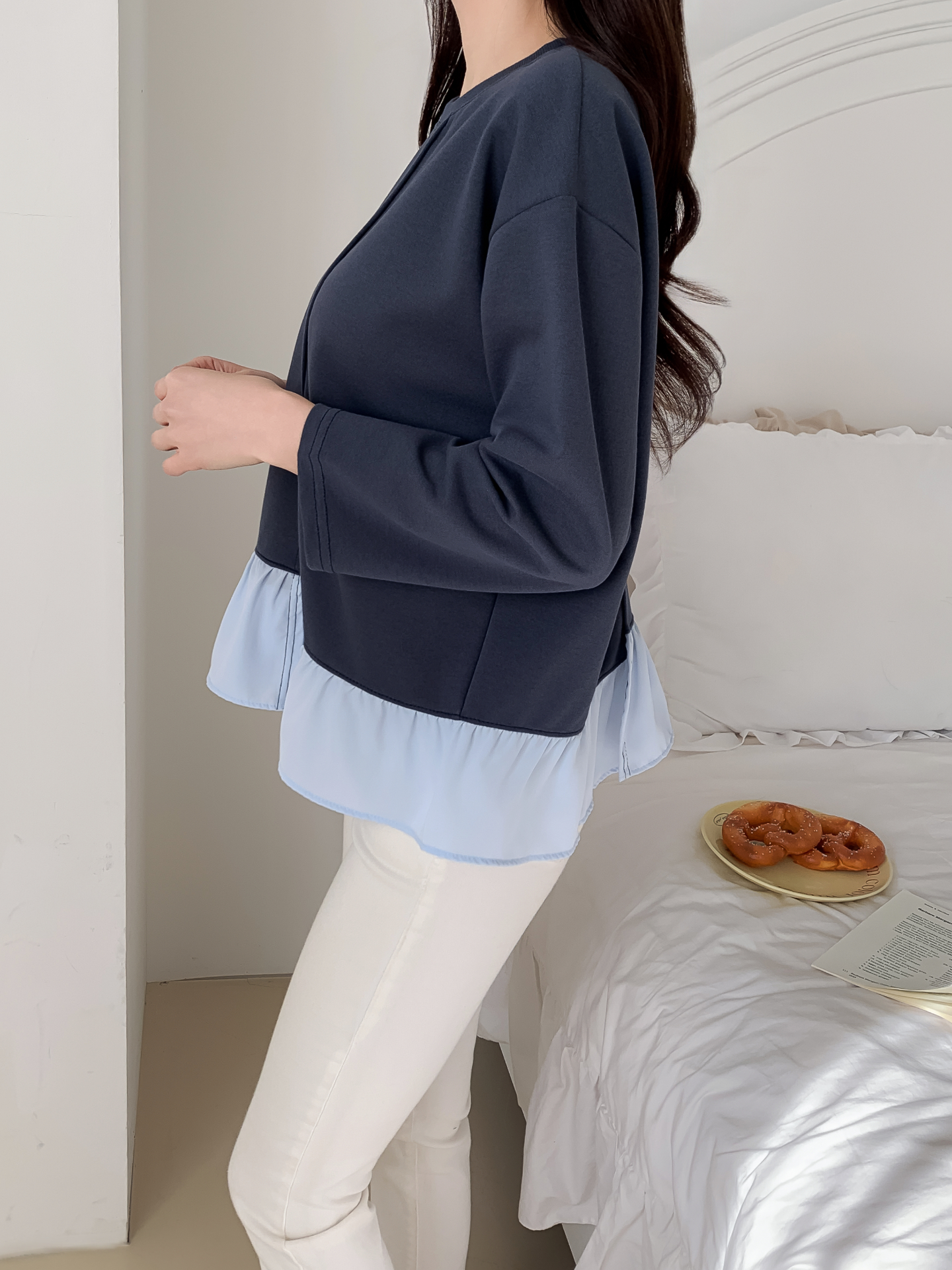 コンビラウンドネックラインレイヤード風ルーズアンバランス長袖ブラウス | 詳細画像3