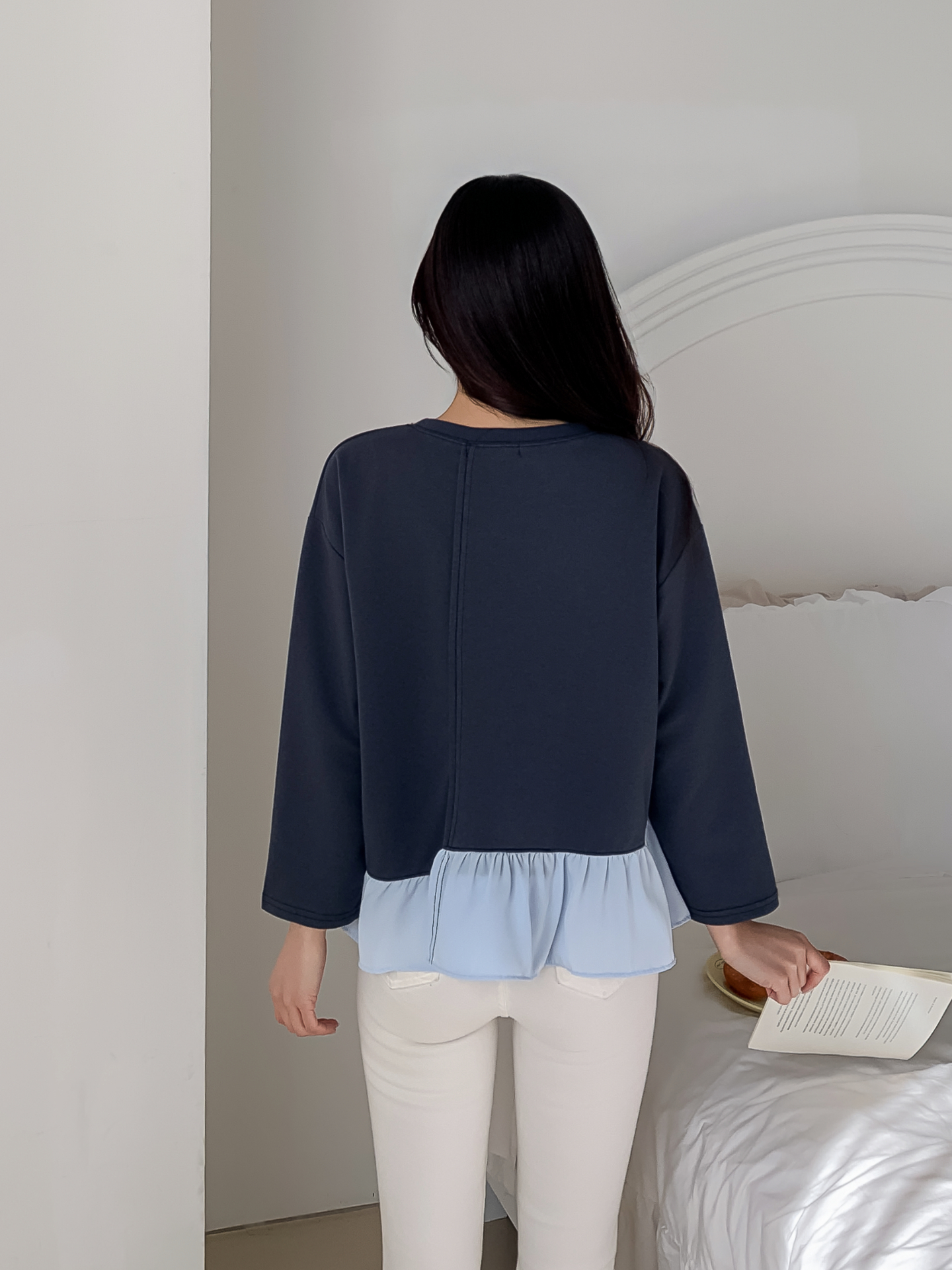 コンビラウンドネックラインレイヤード風ルーズアンバランス長袖ブラウス | 詳細画像4