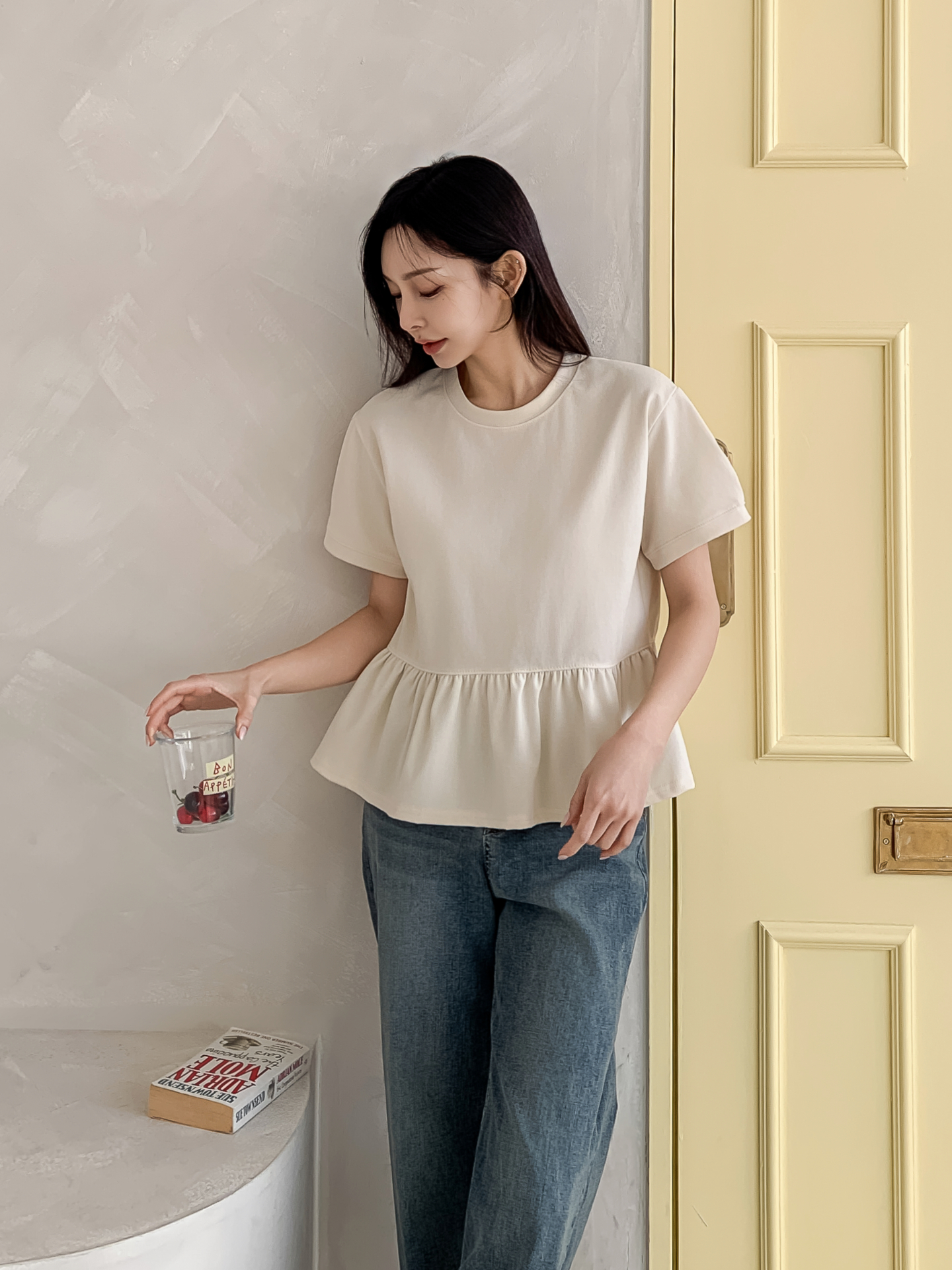 ラウンドネックパフスリーブルーズ半袖ギャザーフレアセミクロップド無地ブラウス | 詳細画像2