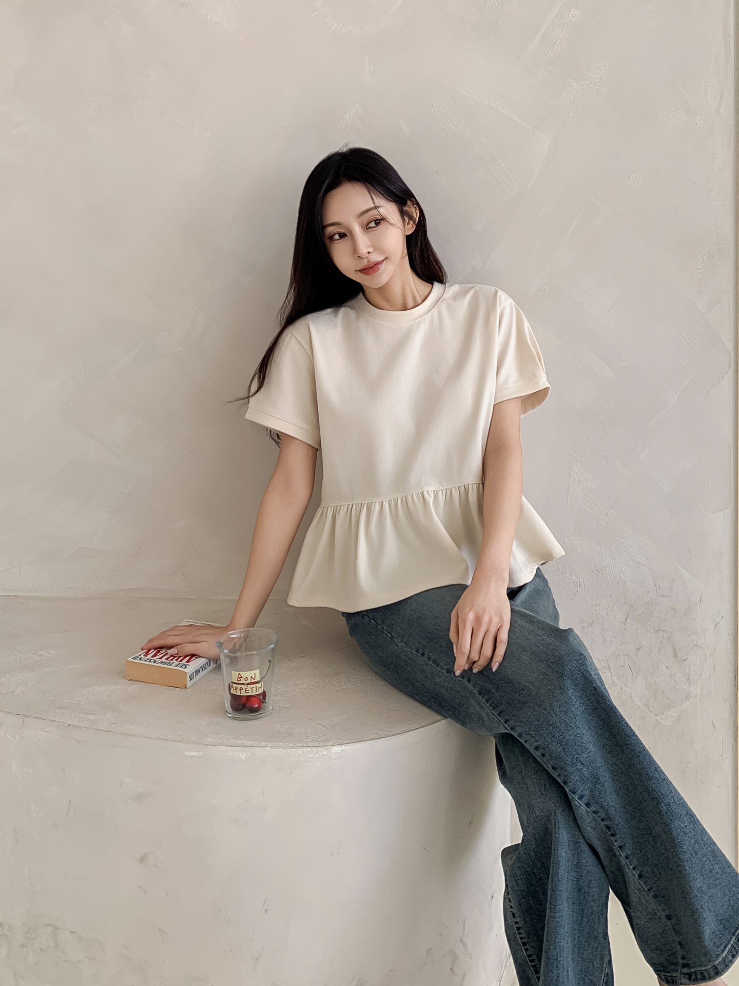 ラウンドネックパフスリーブルーズ半袖ギャザーフレアセミクロップド無地ブラウス | 詳細画像3