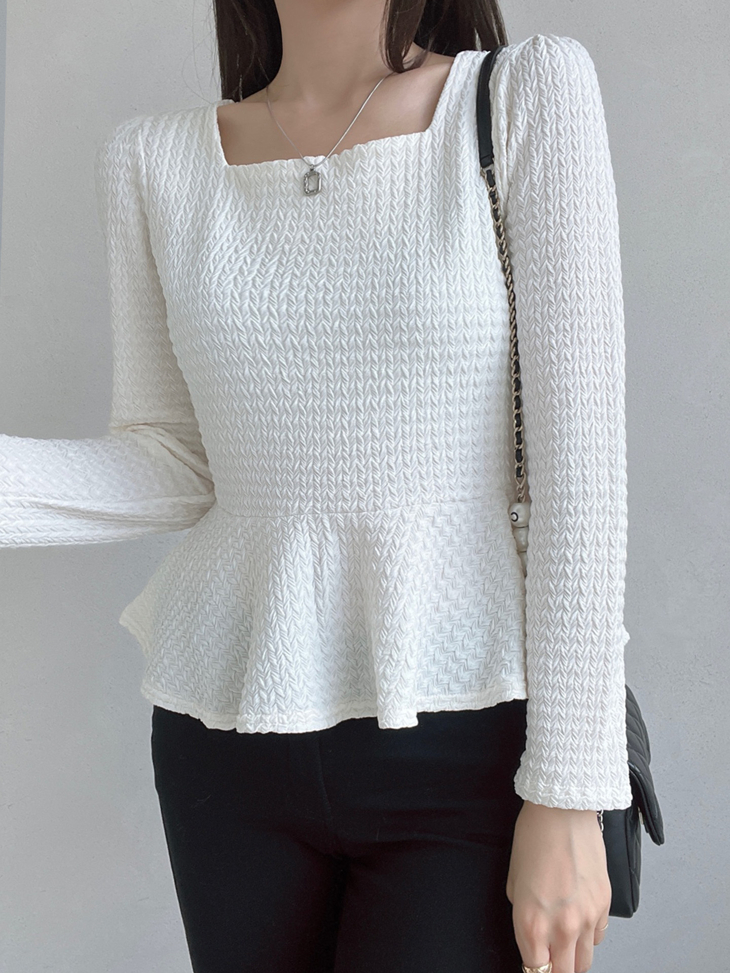 スクエアネックパフスリーブ長袖フレアセミクロップドケーブルTシャツ | 詳細画像5