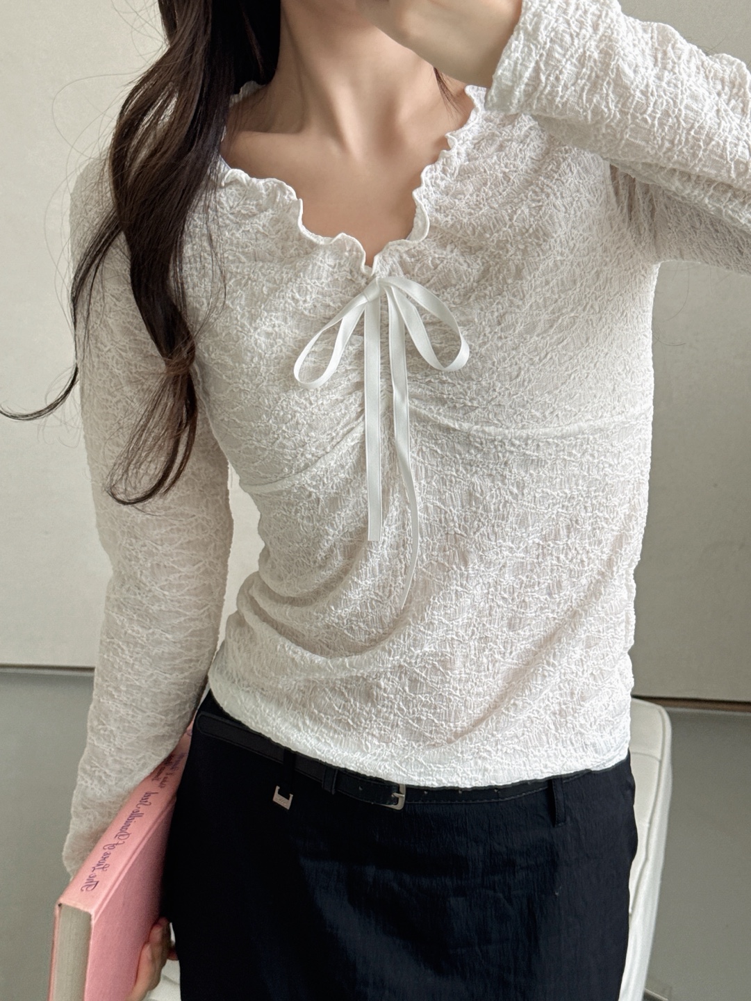 ドローストリングラインベーシック長袖フリル ネックレースTシャツ | 詳細画像3