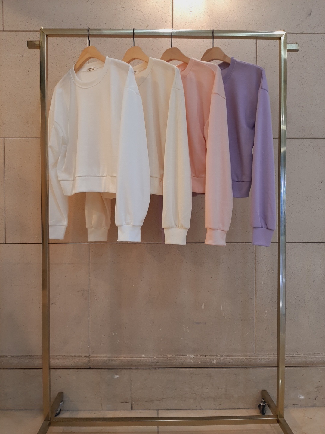 ラウンドネッククロップドルーズ長袖無地スウェット | 詳細画像9