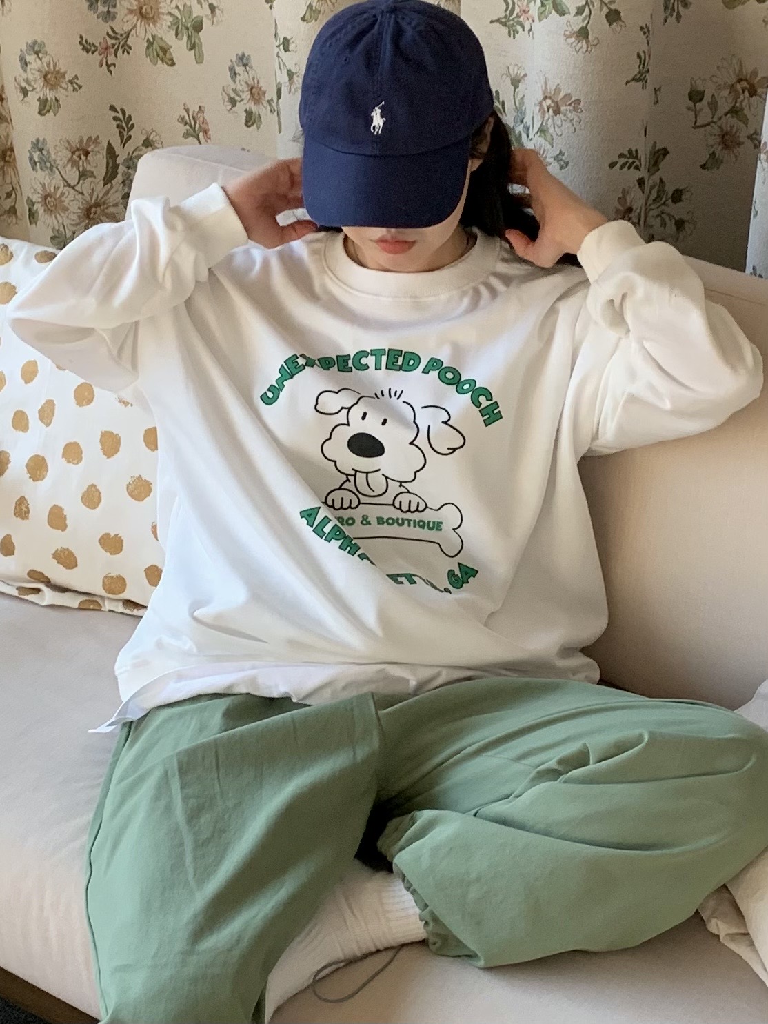 ラウンドネックオーバーサイズ長袖ハーフプリントスウェット | 詳細画像4