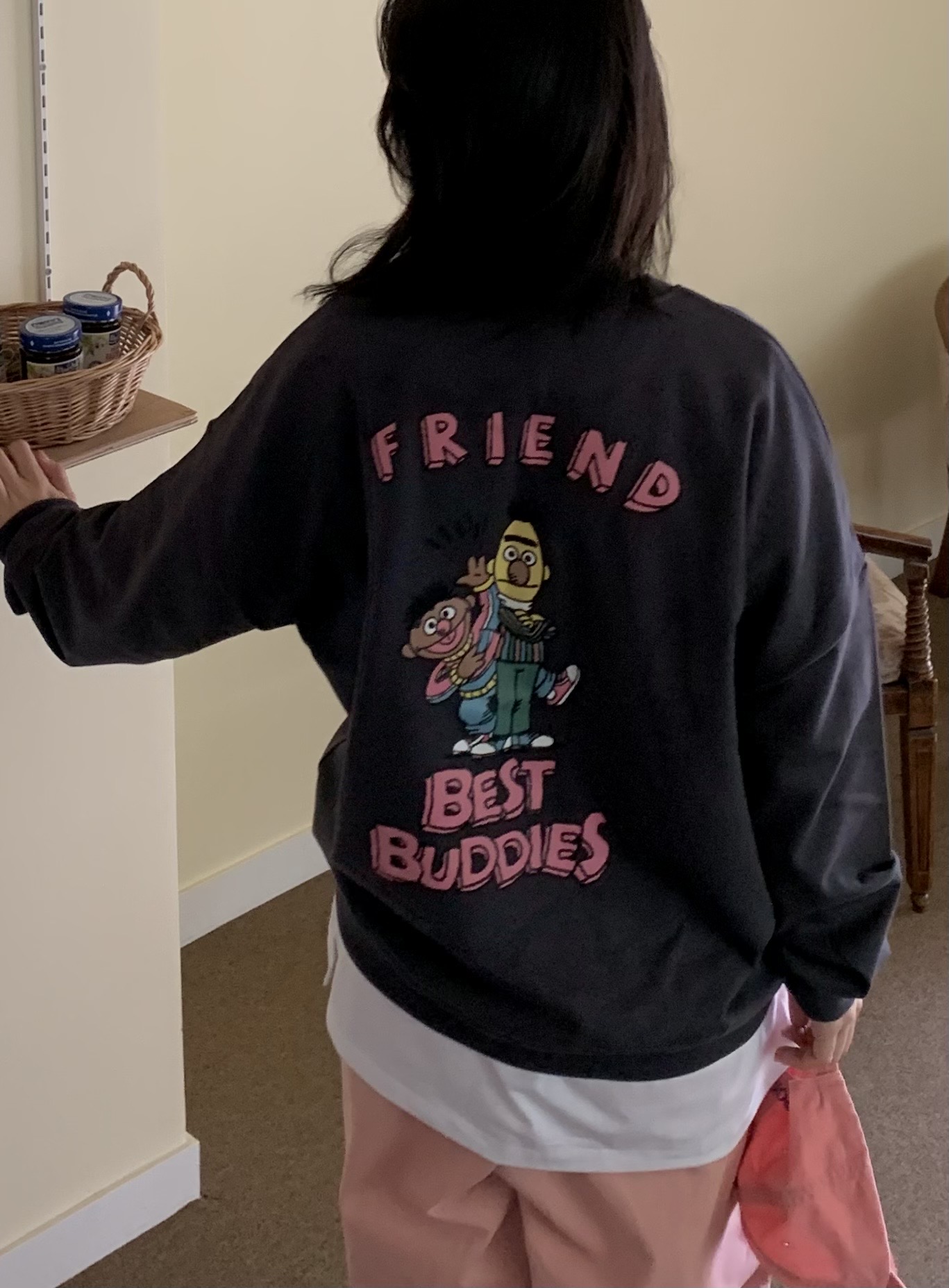 リボンラウンドネックオーバーサイズボクシー長袖ハーフ両面プリントスウェット | 詳細画像3