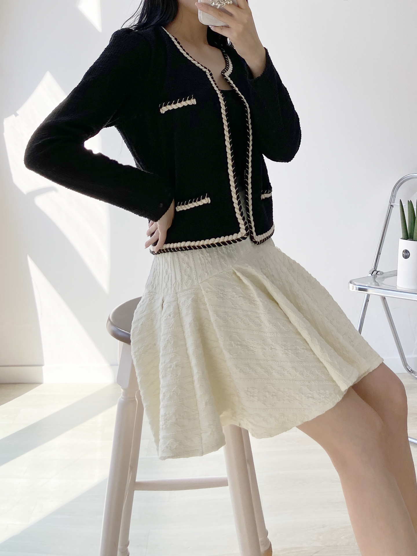 ラウンドネックパフスリーブクロップド長袖フェイクポケット配色ラインカーディガン | 詳細画像7