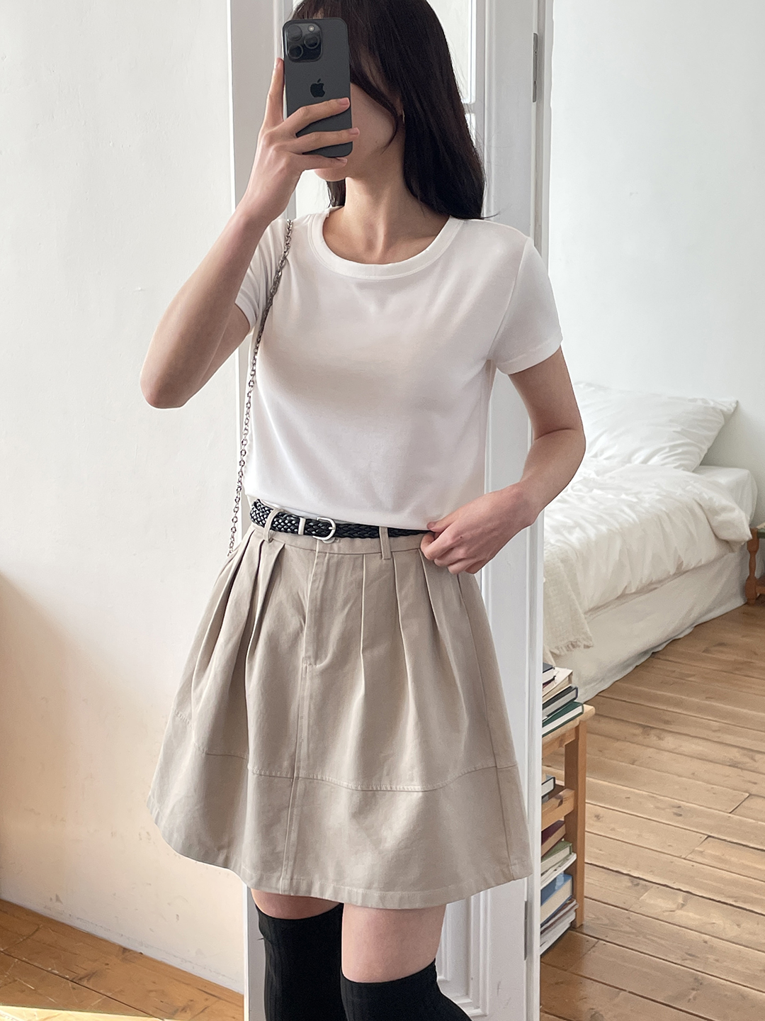 ラウンドネックシンプルベーシック半袖セミクロップド無地Tシャツ | 詳細画像11