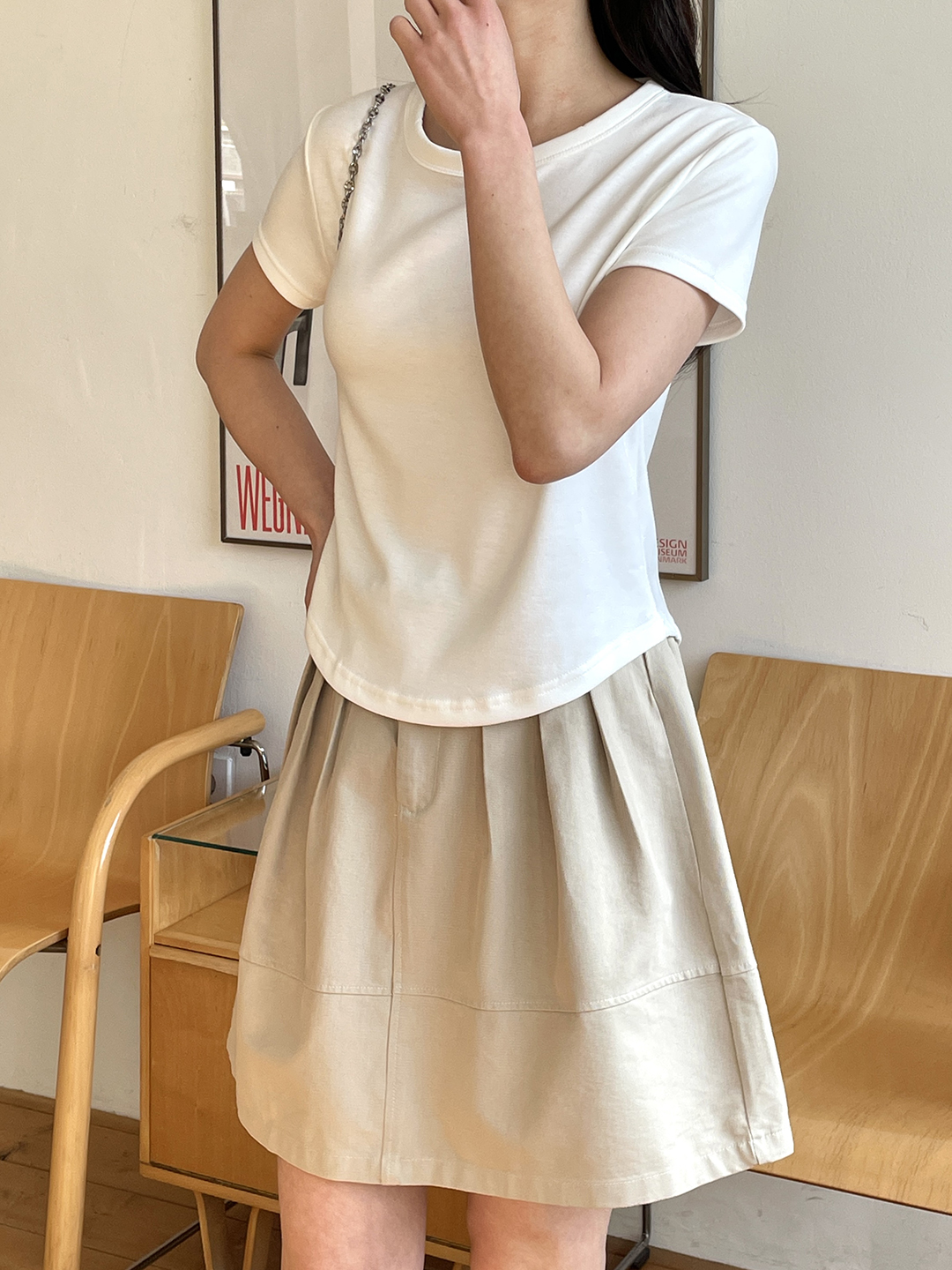 ラウンドネックシンプルベーシック半袖セミクロップド無地Tシャツ | 詳細画像7