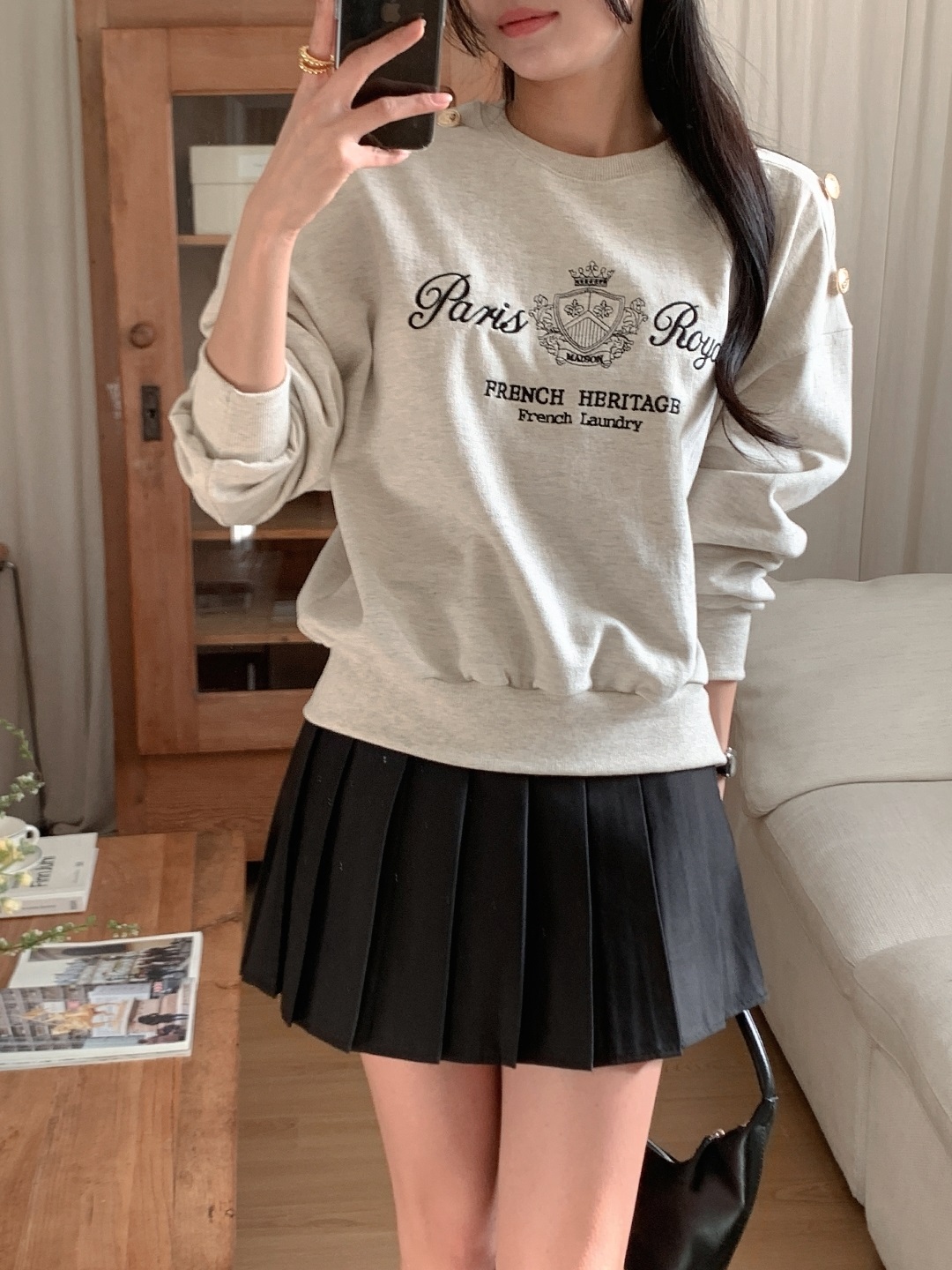 コットンラウンドネックルーズフェイクボタン刺繍プリントスウェット | 詳細画像10