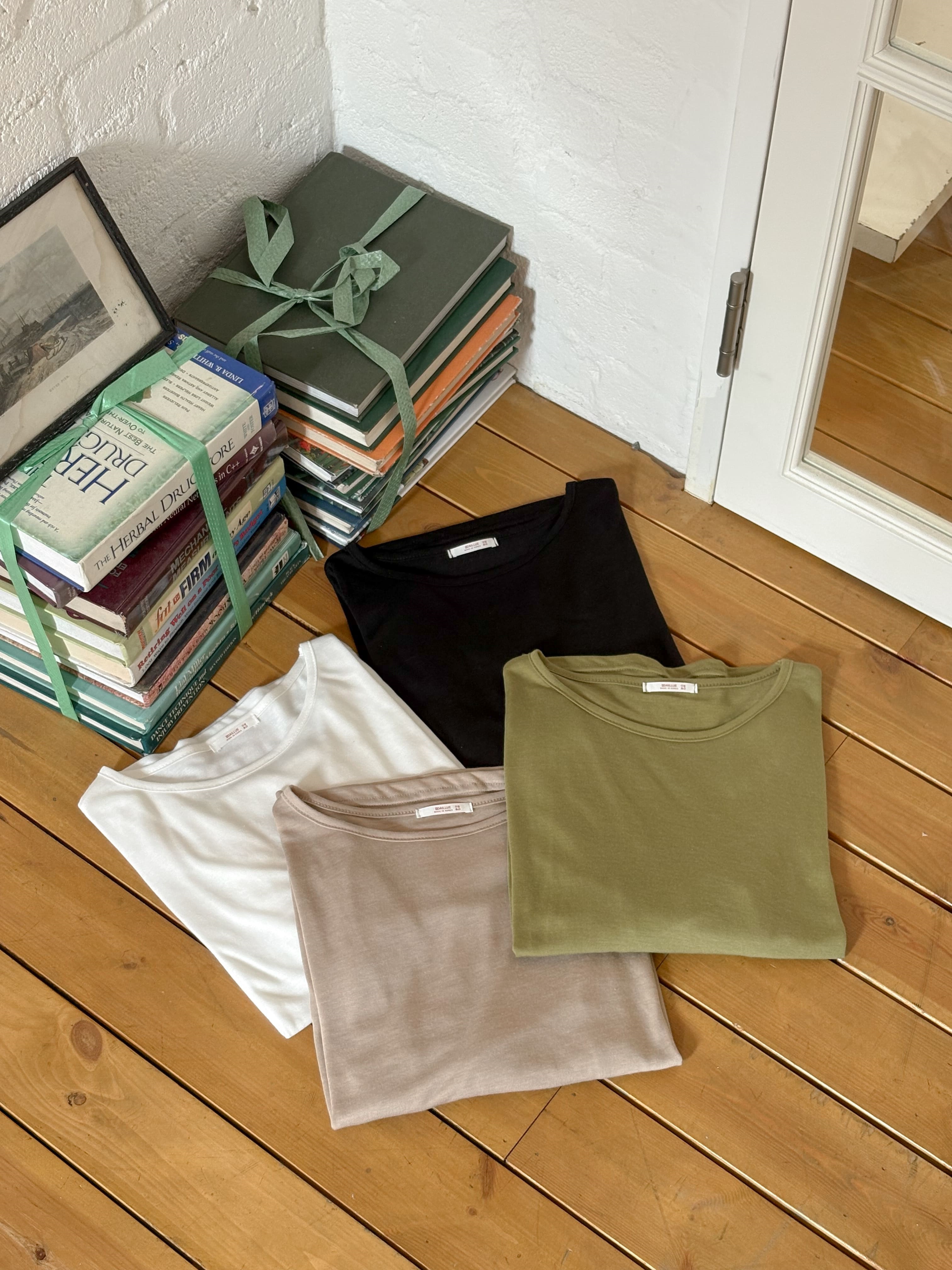 ラウンドネックルーズ長袖無地Tシャツ | 詳細画像14