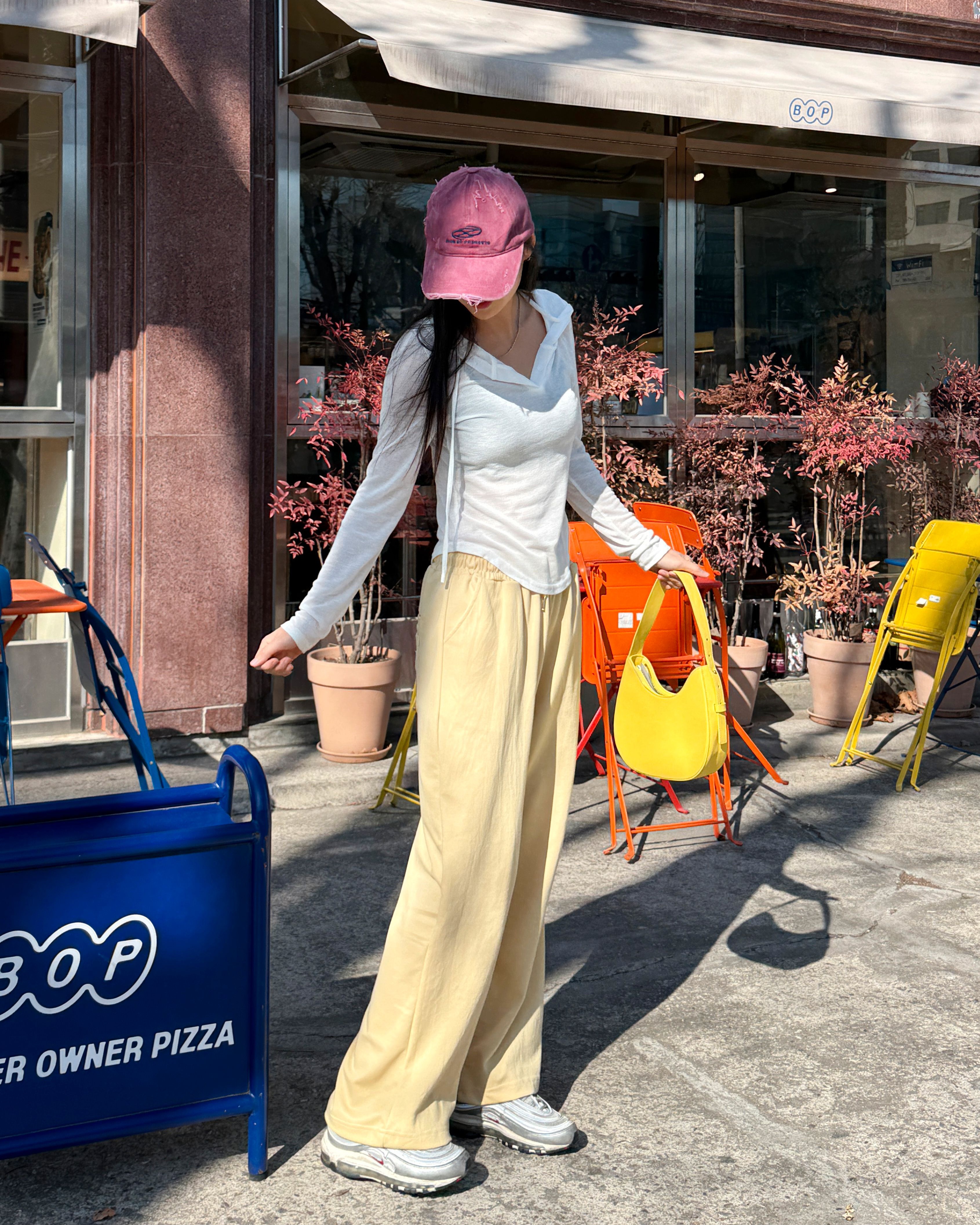 ドローストリングウエストゴムロングストレートラベルバックポケット無地パンツ | 詳細画像15