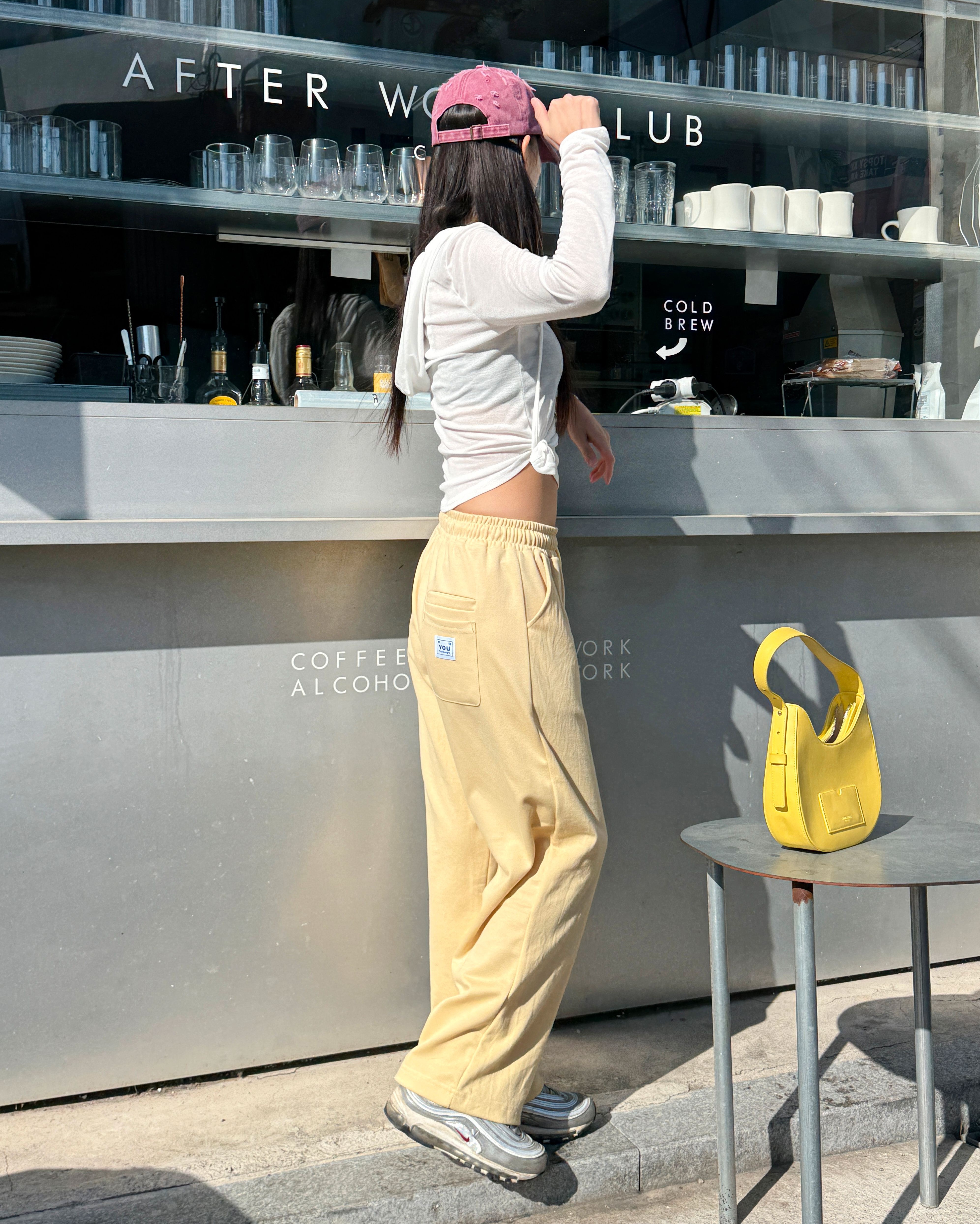 ドローストリングウエストゴムロングストレートラベルバックポケット無地パンツ | 詳細画像17