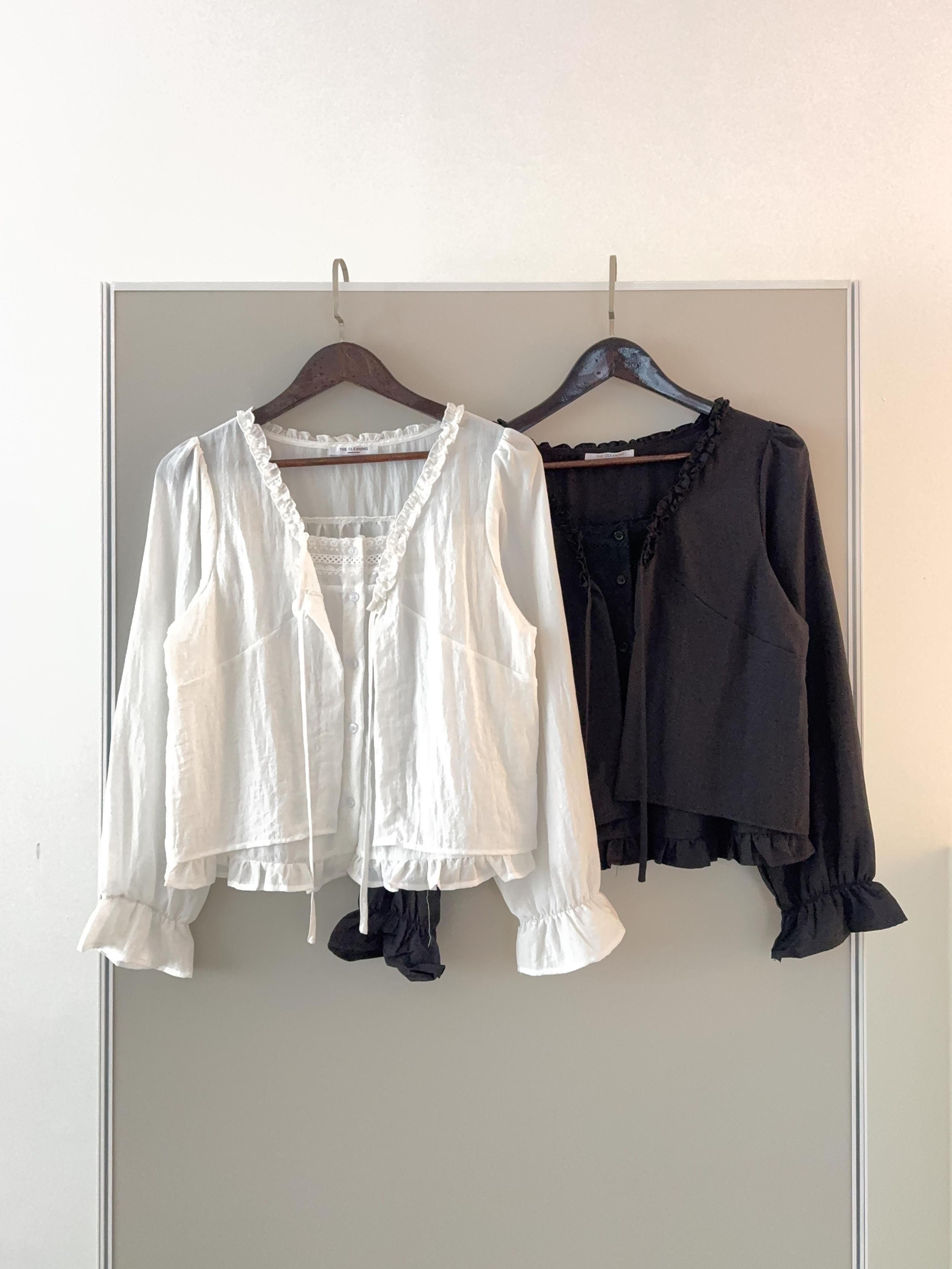 コットンボタンストラップフリルラインパフスリーブレイヤード風長袖ギャザーセミクロップドブラウス | 詳細画像21