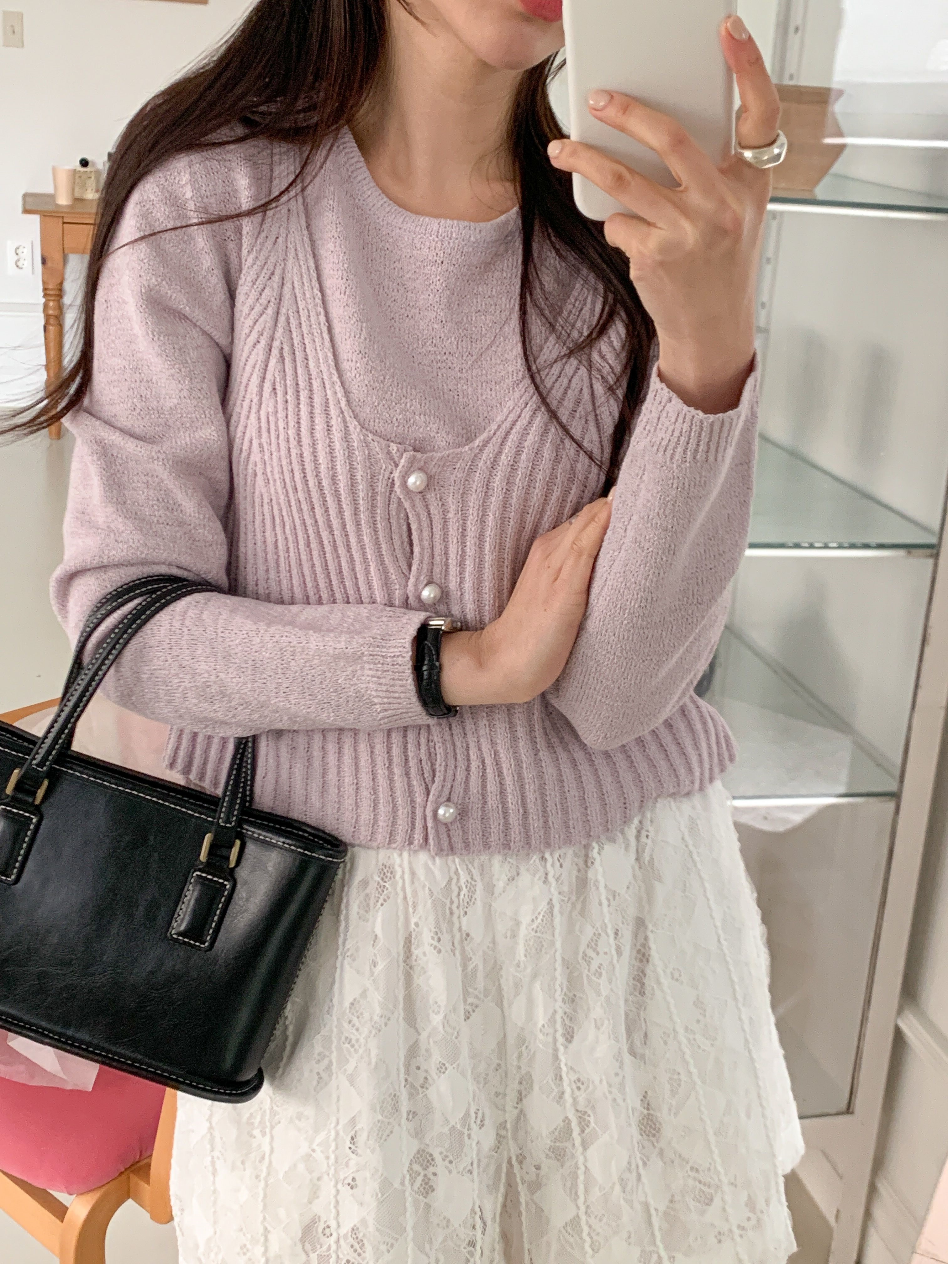 ラウンドネックパール調ボタンレイヤード風ルーズ長袖セミクロップド無地ニット | 詳細画像17