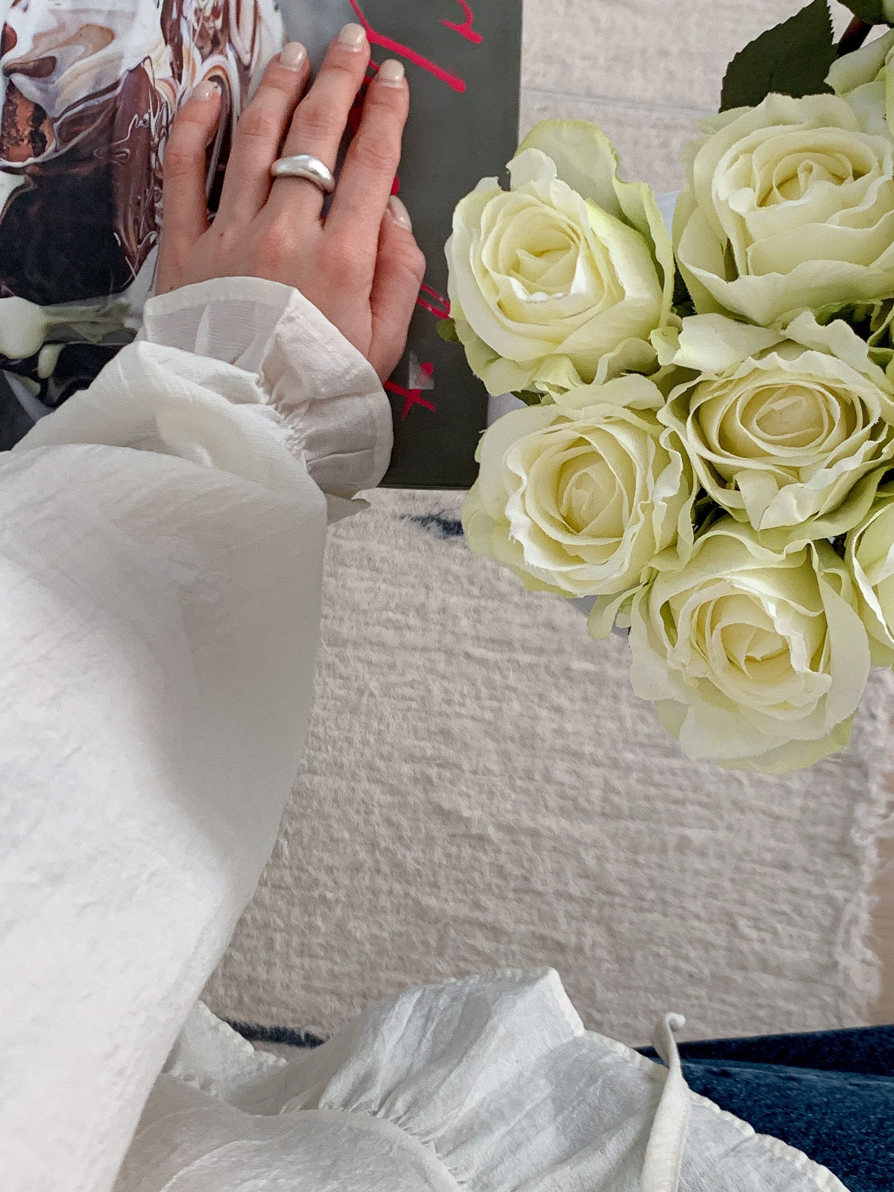 レースボタンUネックドローストリングフリルパフスリーブ長袖ギャザーブラウス | 詳細画像3