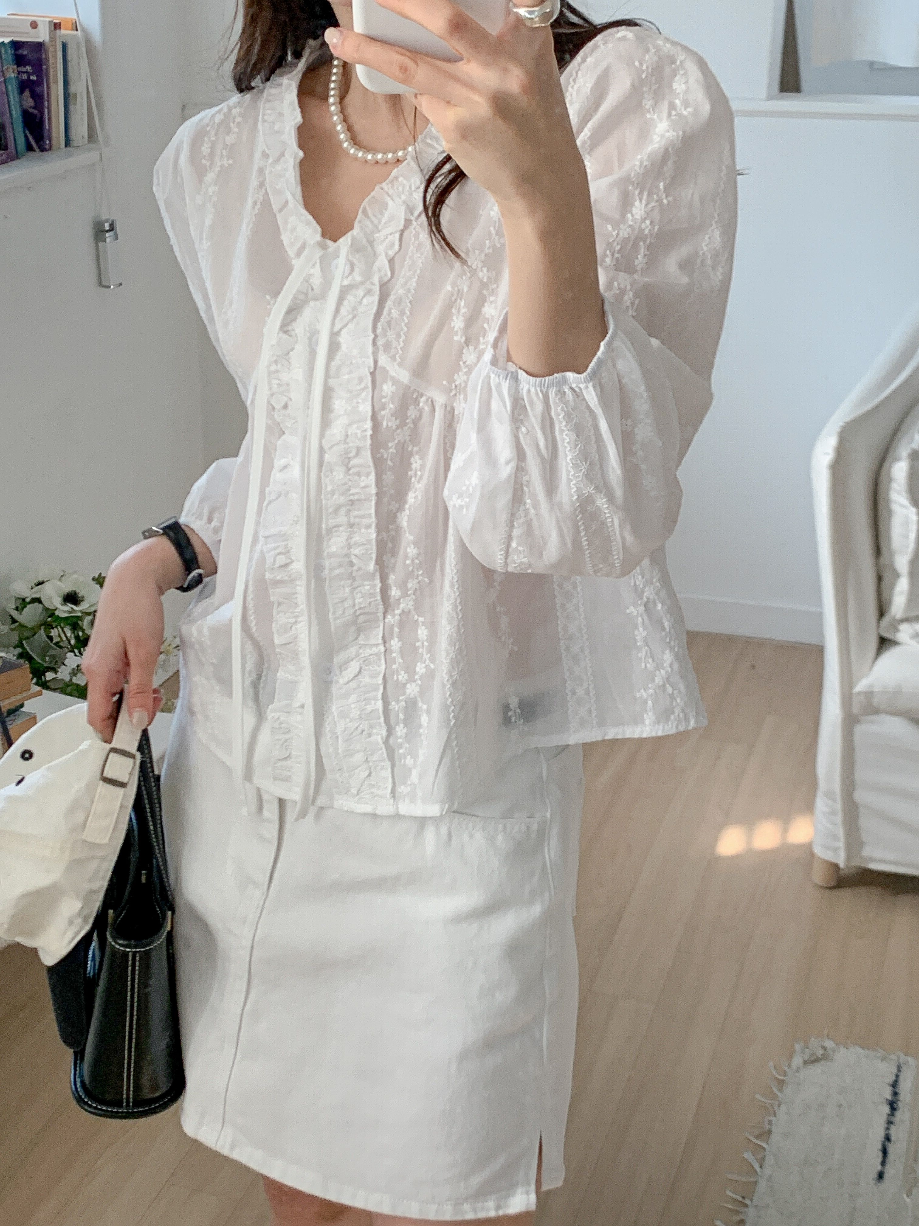 コットンストラップフリルパフスリーブルーズ長袖ギャザーフリル ネックブラウス | 詳細画像7