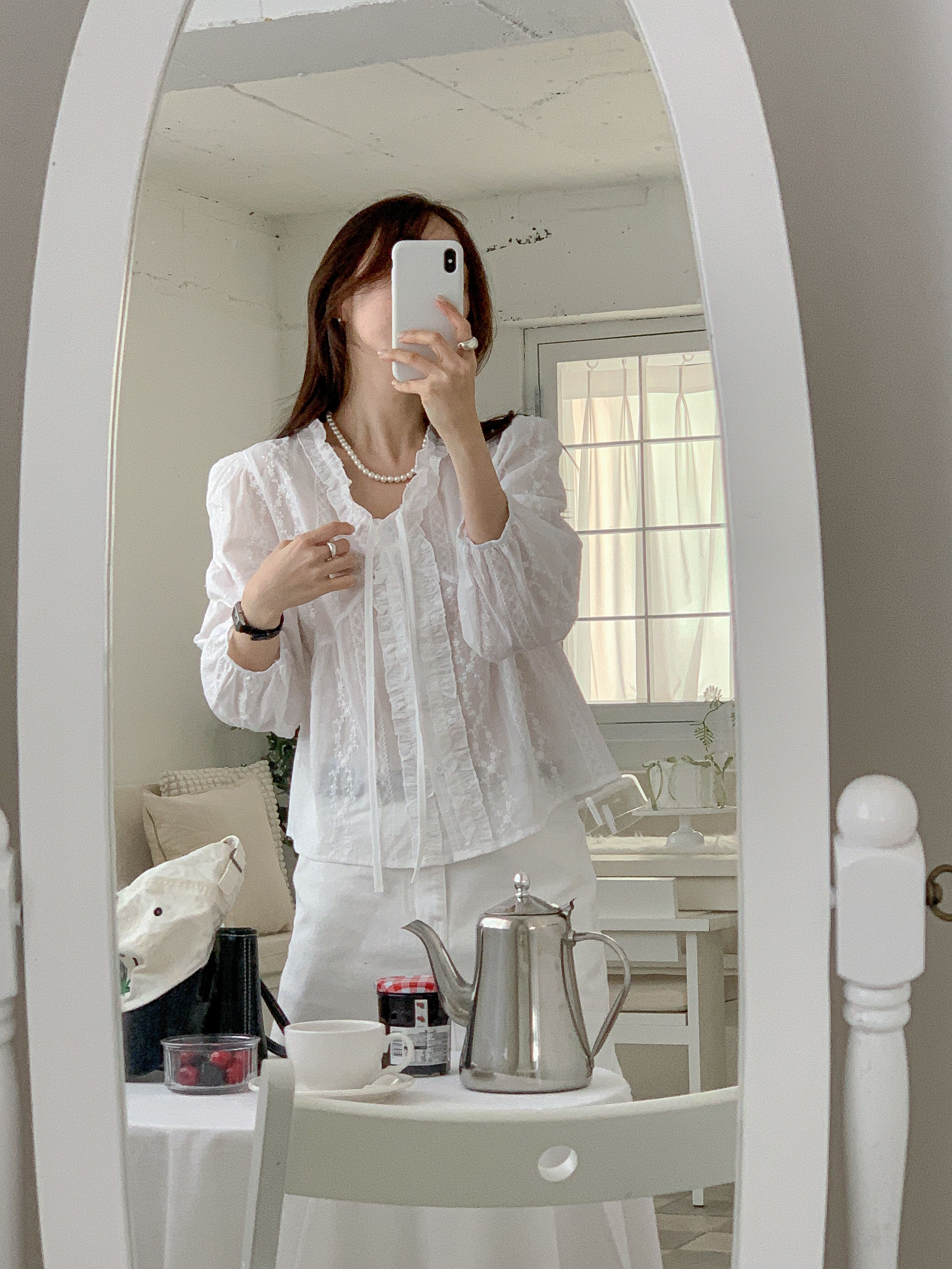 コットンストラップフリルパフスリーブルーズ長袖ギャザーフリル ネックブラウス | 詳細画像14