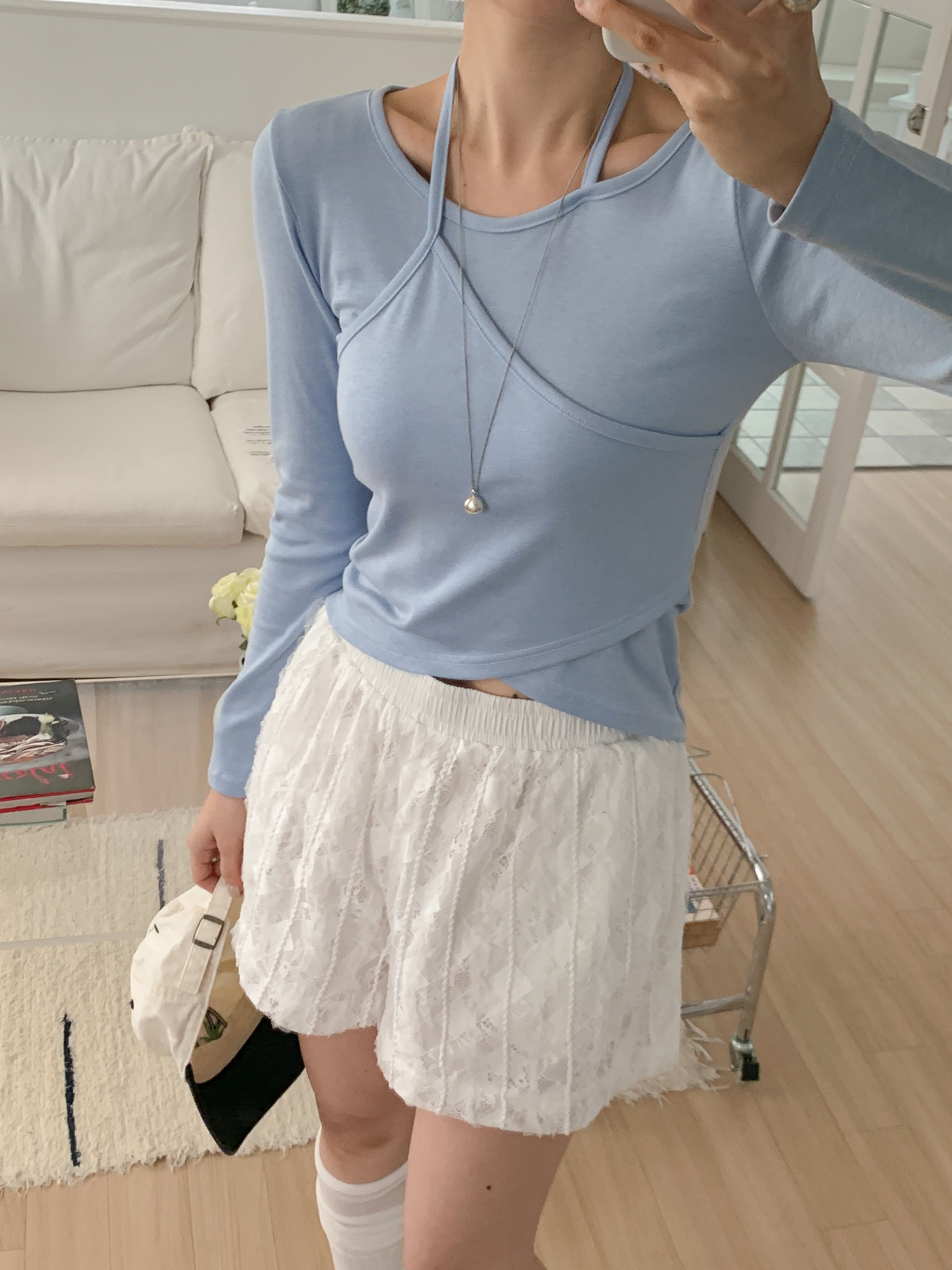 ラウンドネックスリムアンバランス長袖セミクロップド無地Tシャツ | 詳細画像16