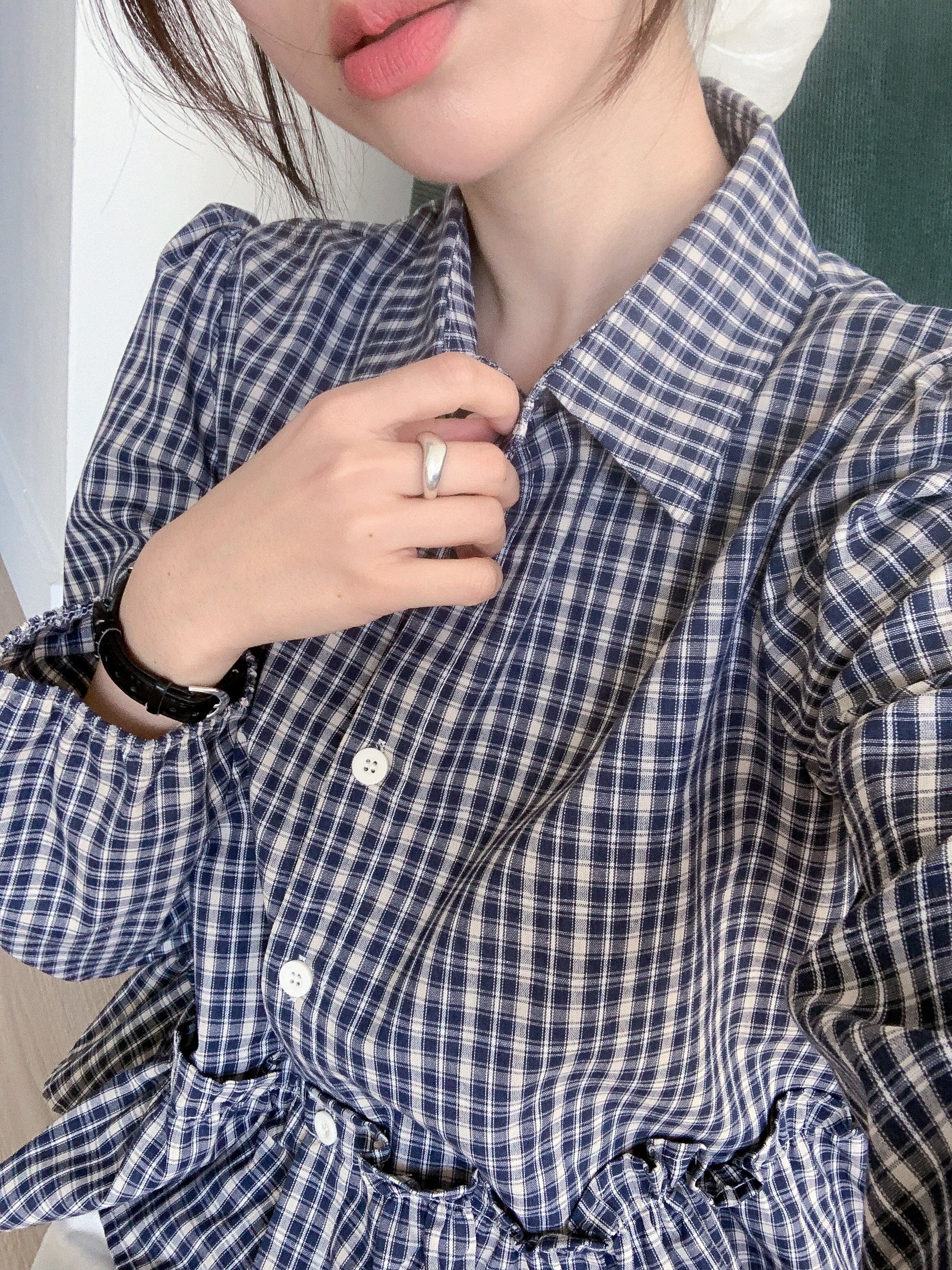 リネン混ボタンカラーパフスリーブルーズ長袖フレアセミクロップドチェックブラウス | 詳細画像16