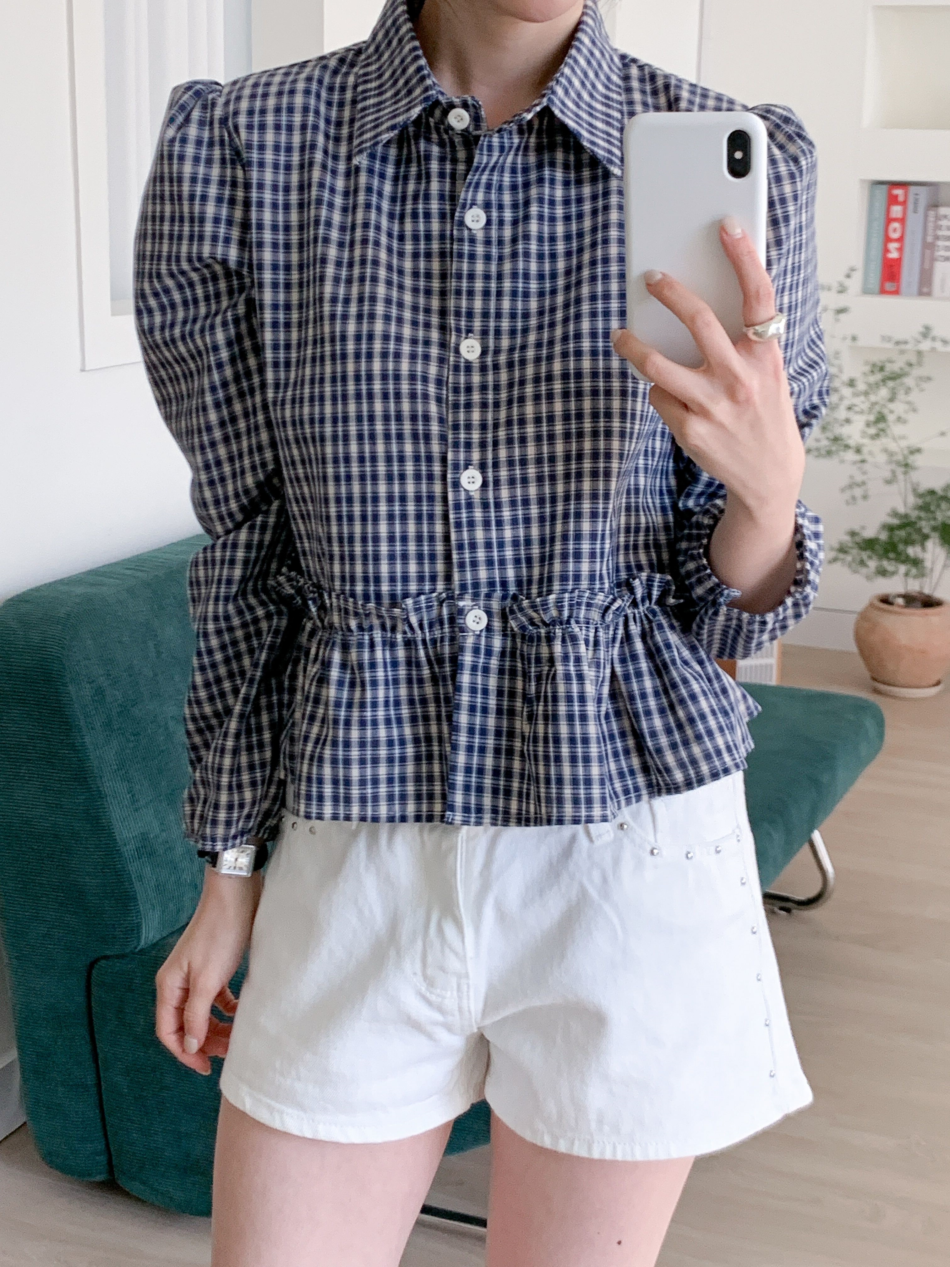 リネン混ボタンカラーパフスリーブルーズ長袖フレアセミクロップドチェックブラウス | 詳細画像17