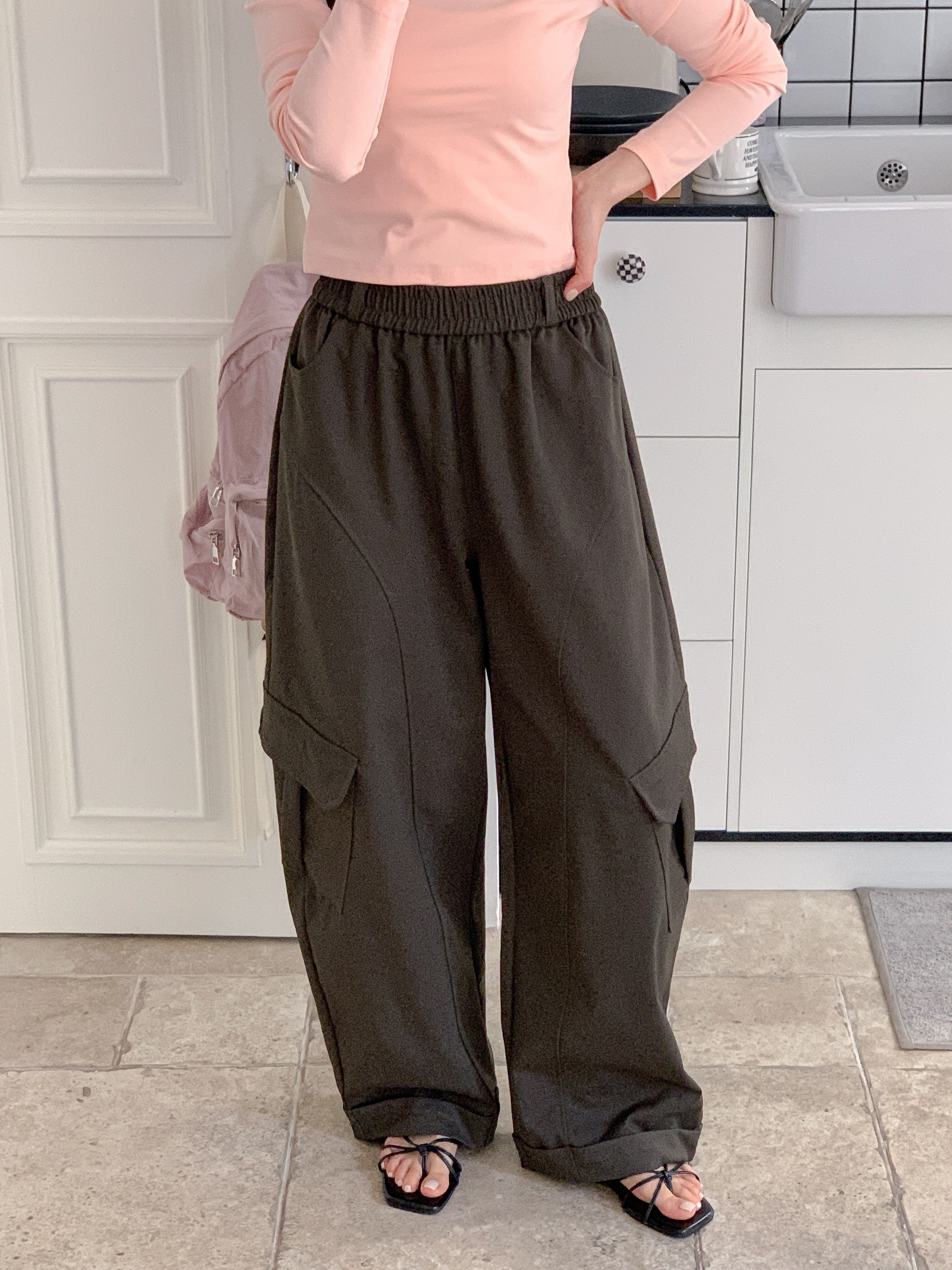 シャーリングポケットラインウエストゴムカーゴロング無地パンツ | 詳細画像18