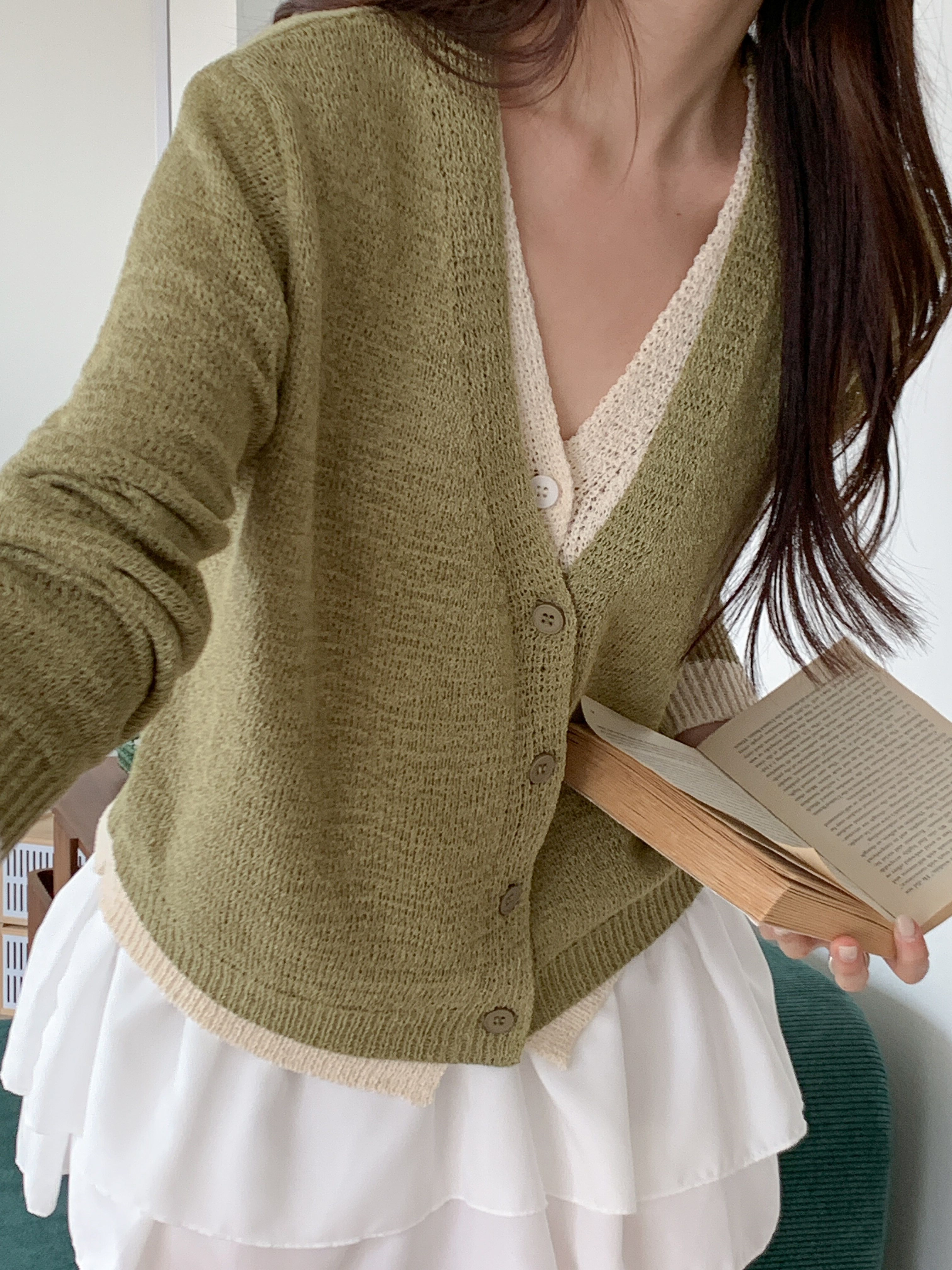 ボタンVネックレイヤード風ルーズ長袖配色カーディガン | 詳細画像16
