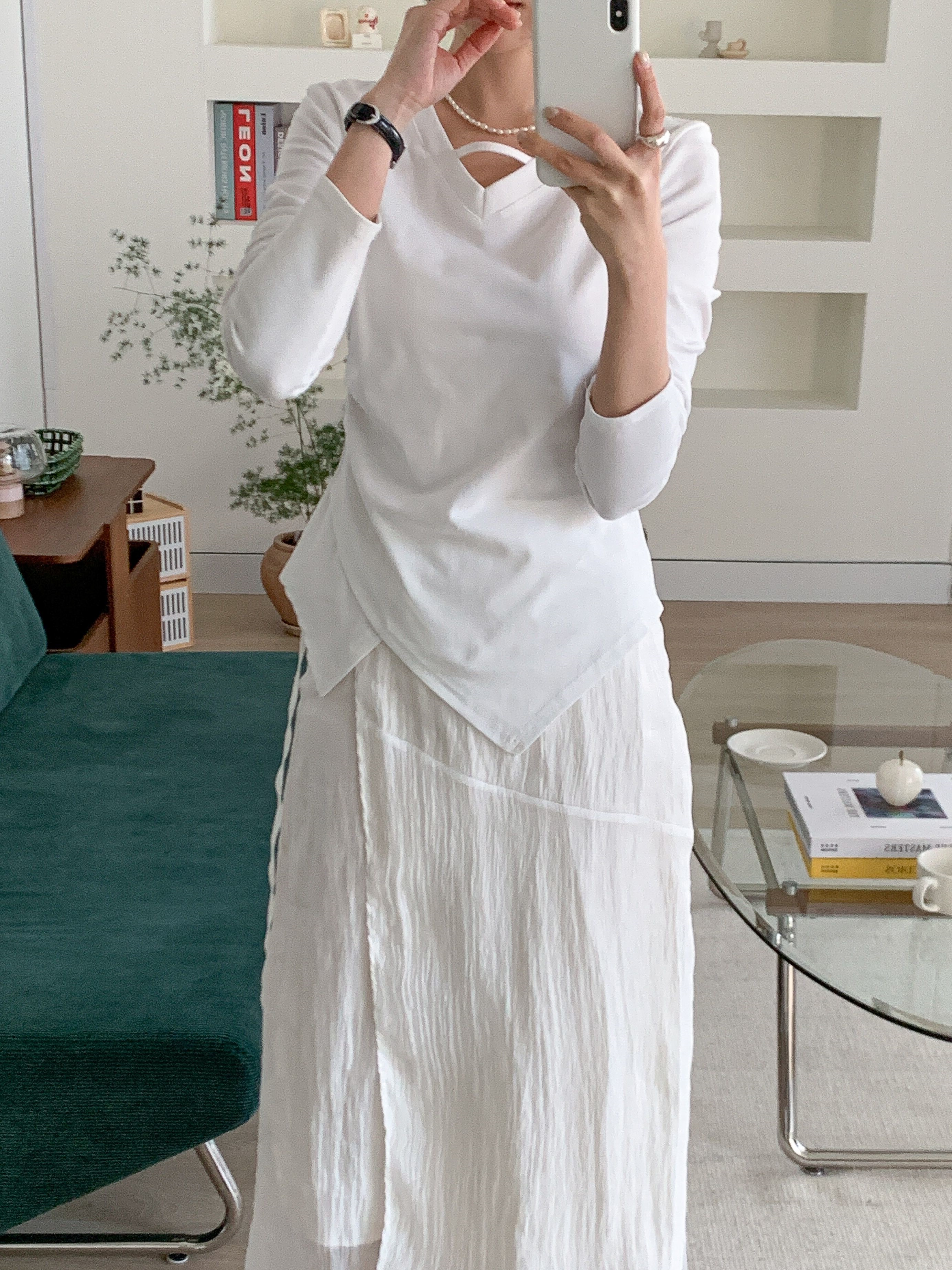 Vネックスリットスリムアンバランス長袖ギャザー無地Tシャツ | 詳細画像6