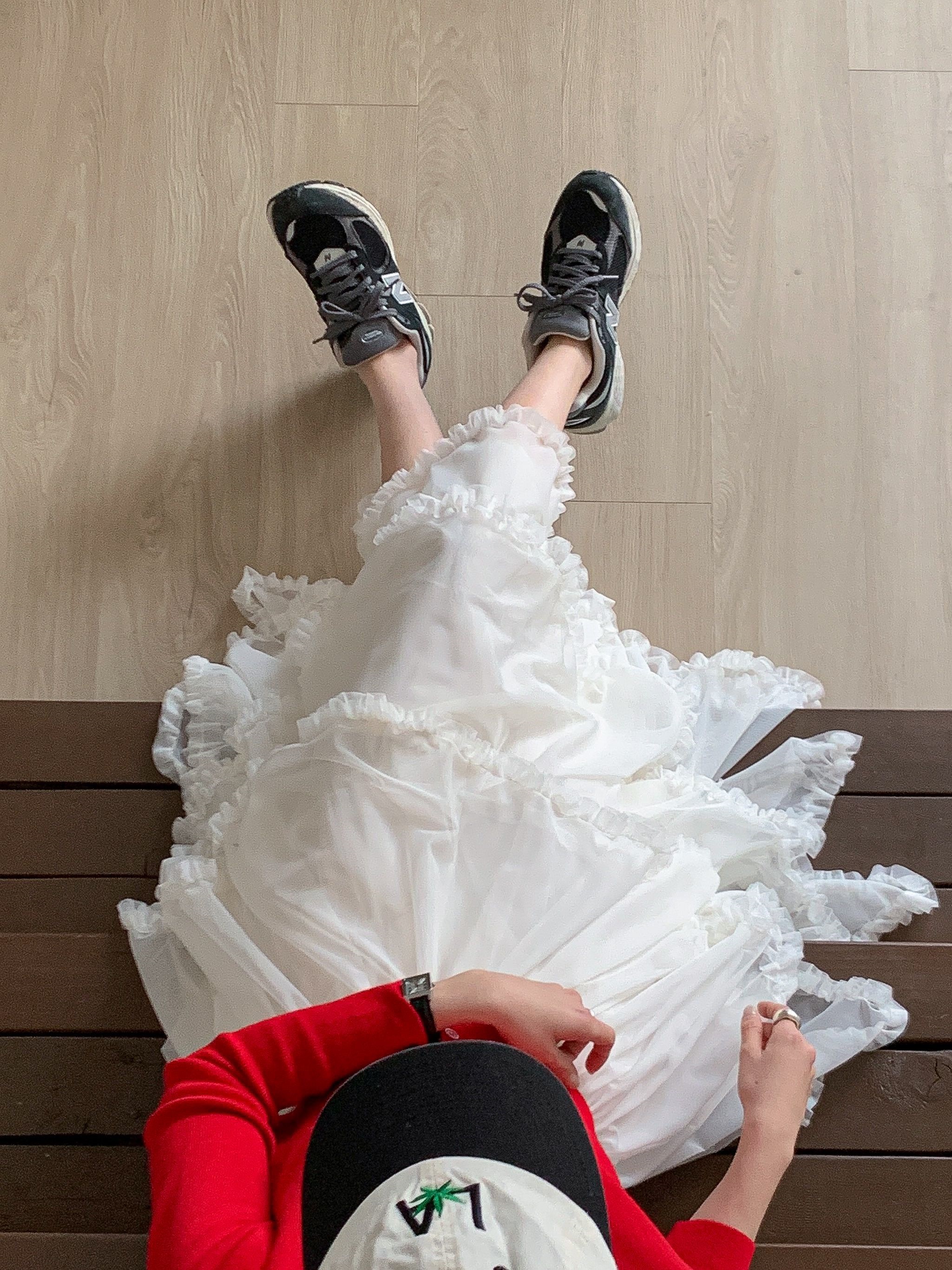 シャーリングフリルティアードウエストゴムパフスリーブロング無地スカート | 詳細画像20