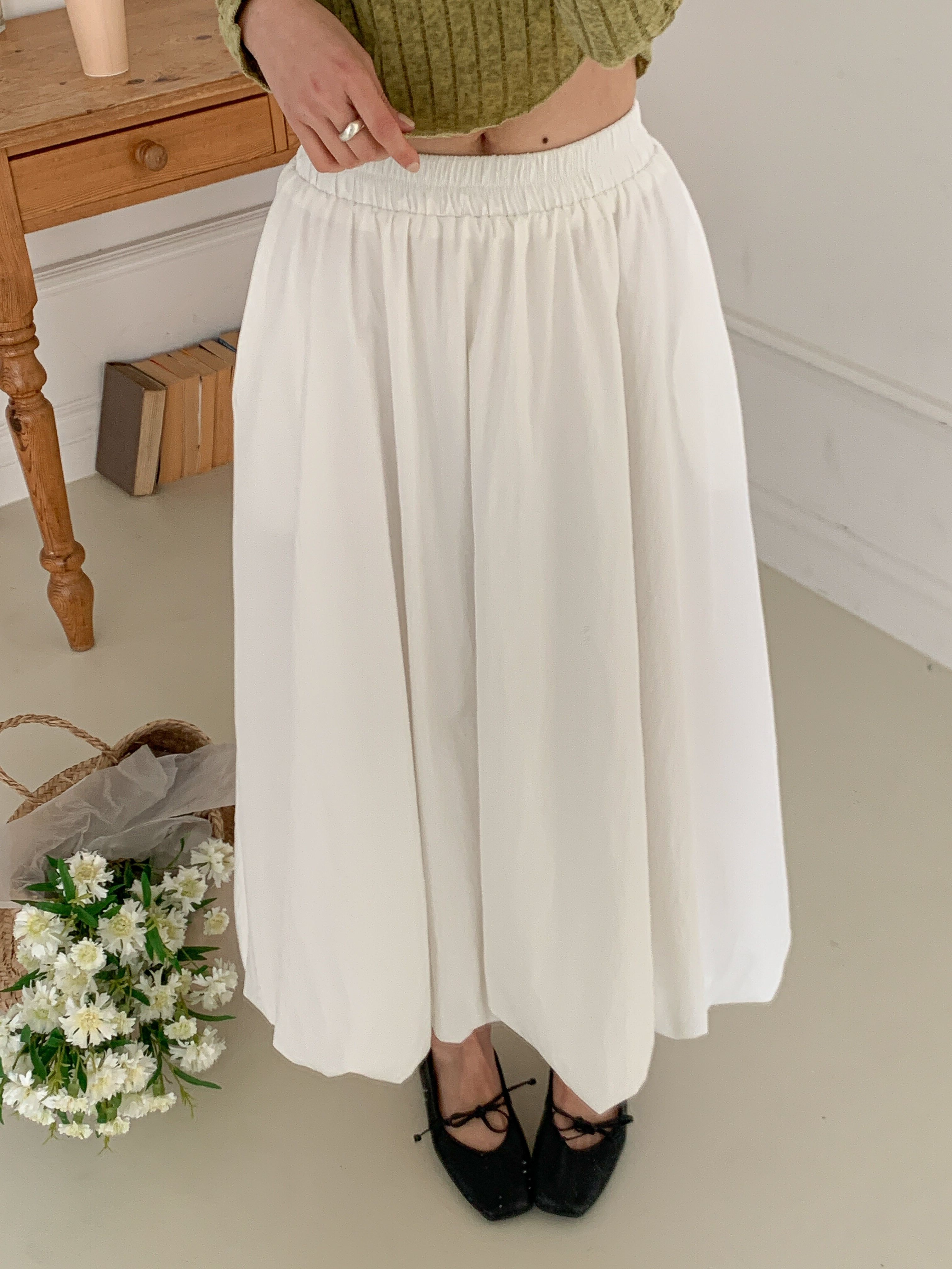 シャーリングポケットウエストゴムバルーンロングAライン無地スカート | 詳細画像3