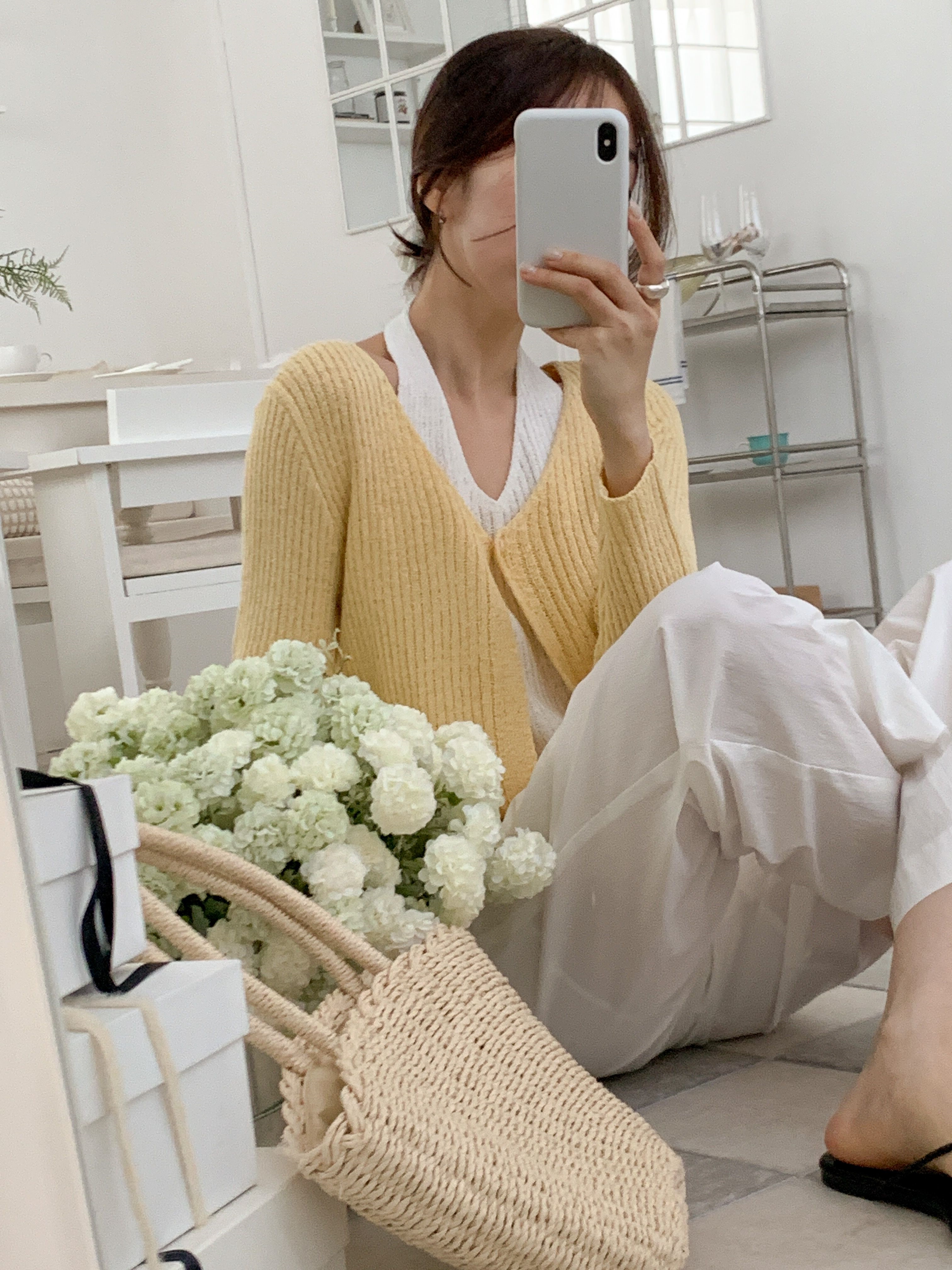 ラウンドネックホルターネッククロップドレイヤード風長袖ワンボタン無地ニット | 詳細画像5