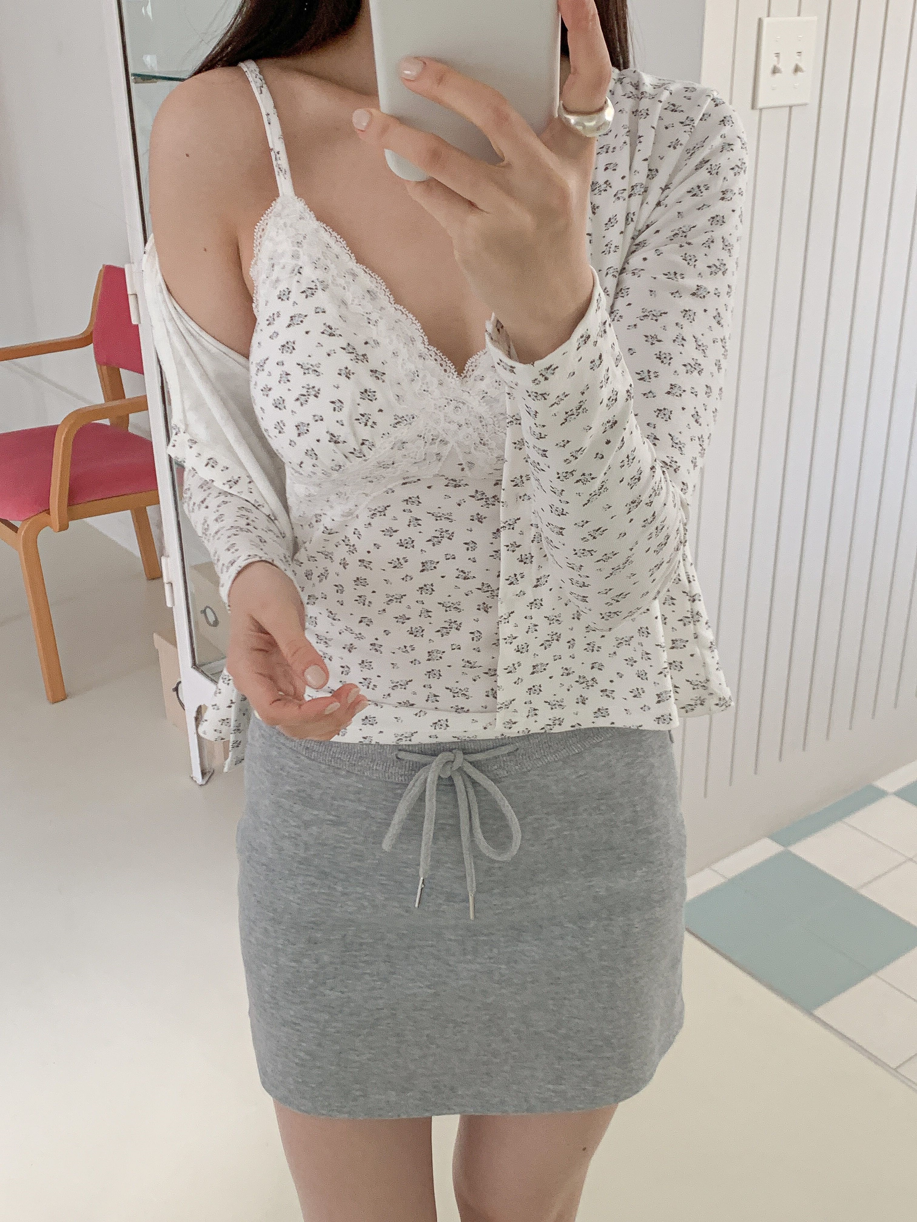 レースコンビボタンラウンドネックスリムセミクロップド小花柄カーディガンキャミソールアンサンブル | 詳細画像17