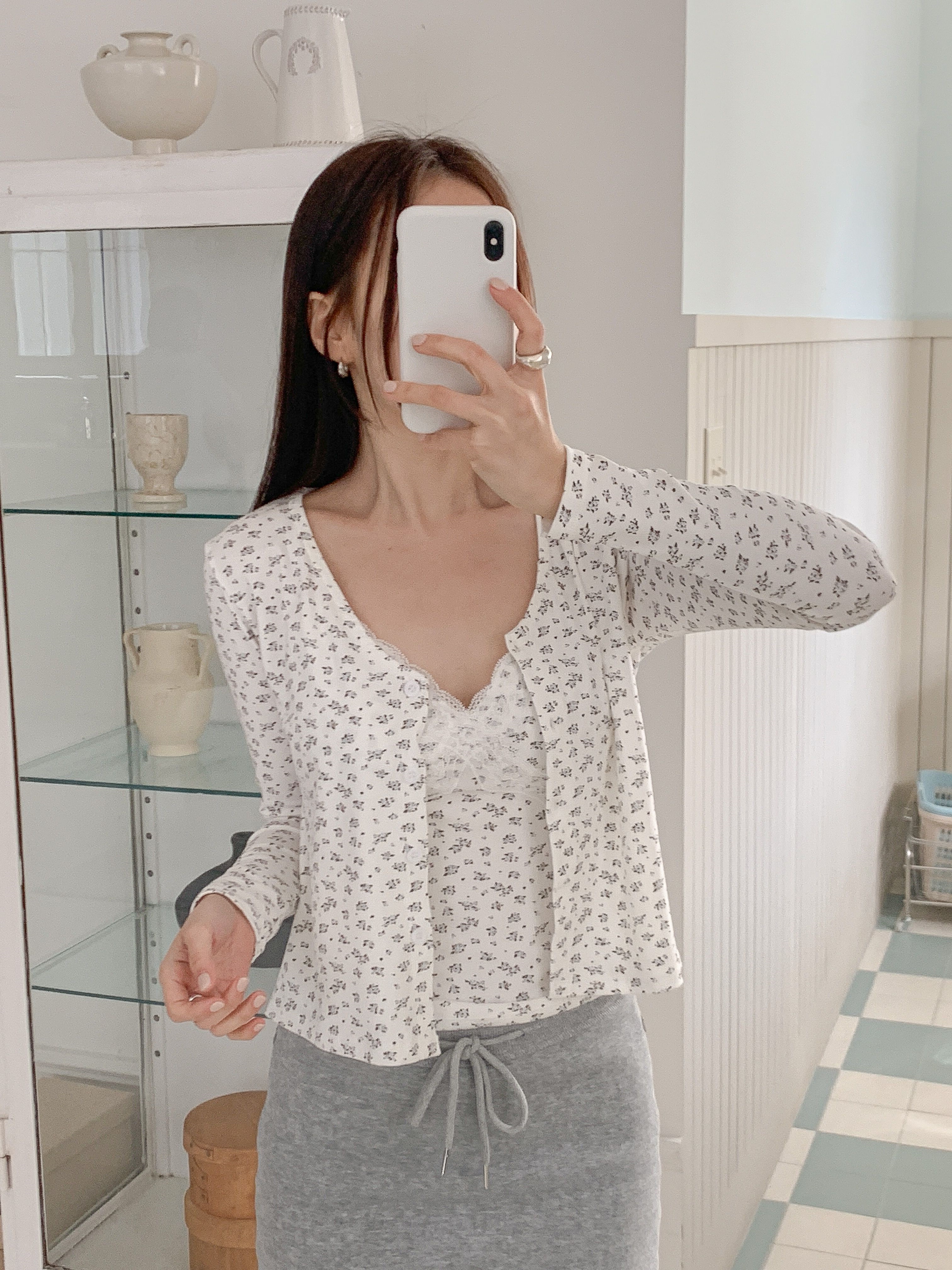 レースコンビボタンラウンドネックスリムセミクロップド小花柄カーディガンキャミソールアンサンブル | 詳細画像20