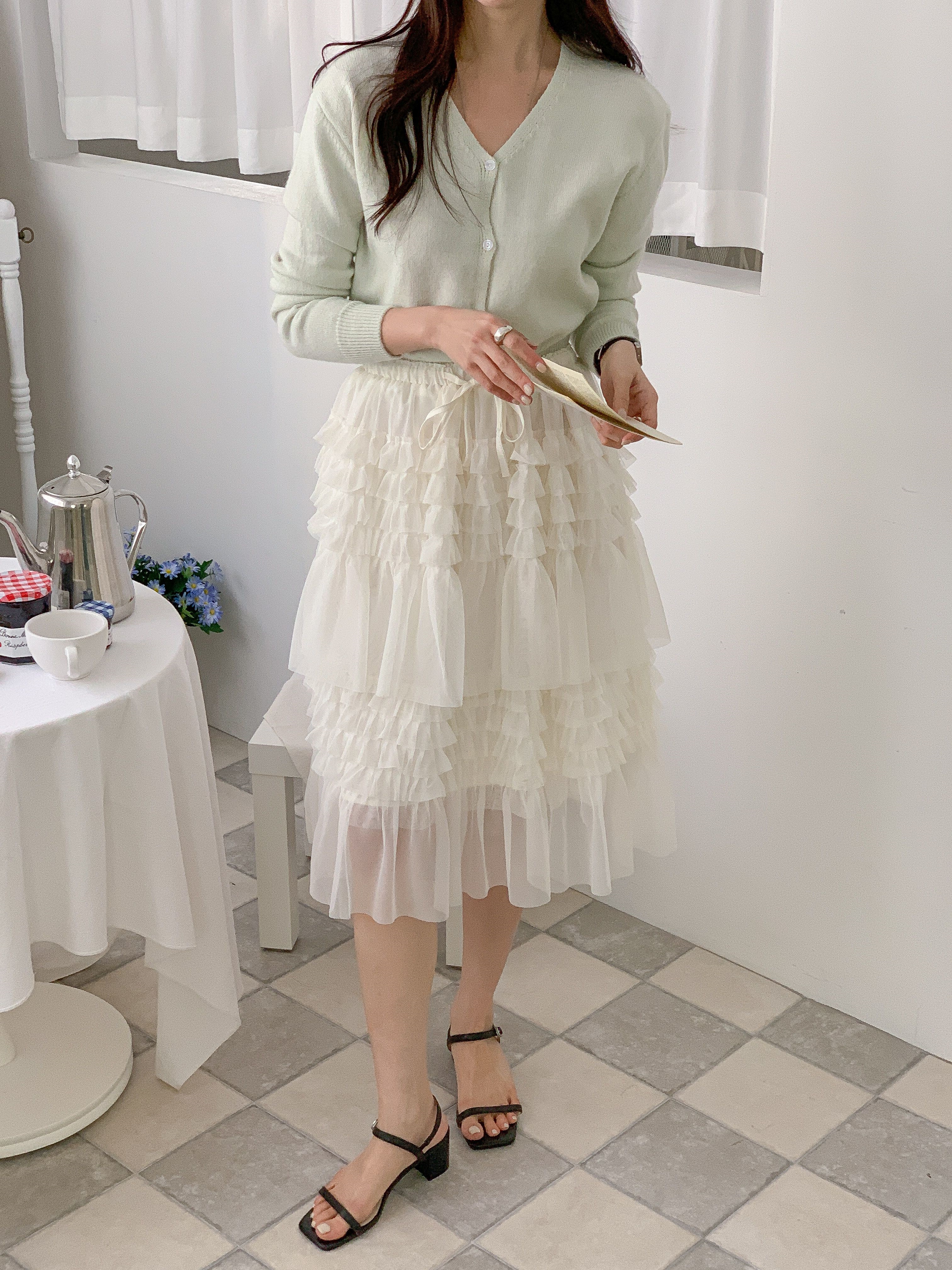 ドローストリングフリルティアードウエストゴムミディAライン無地スカート | 詳細画像9