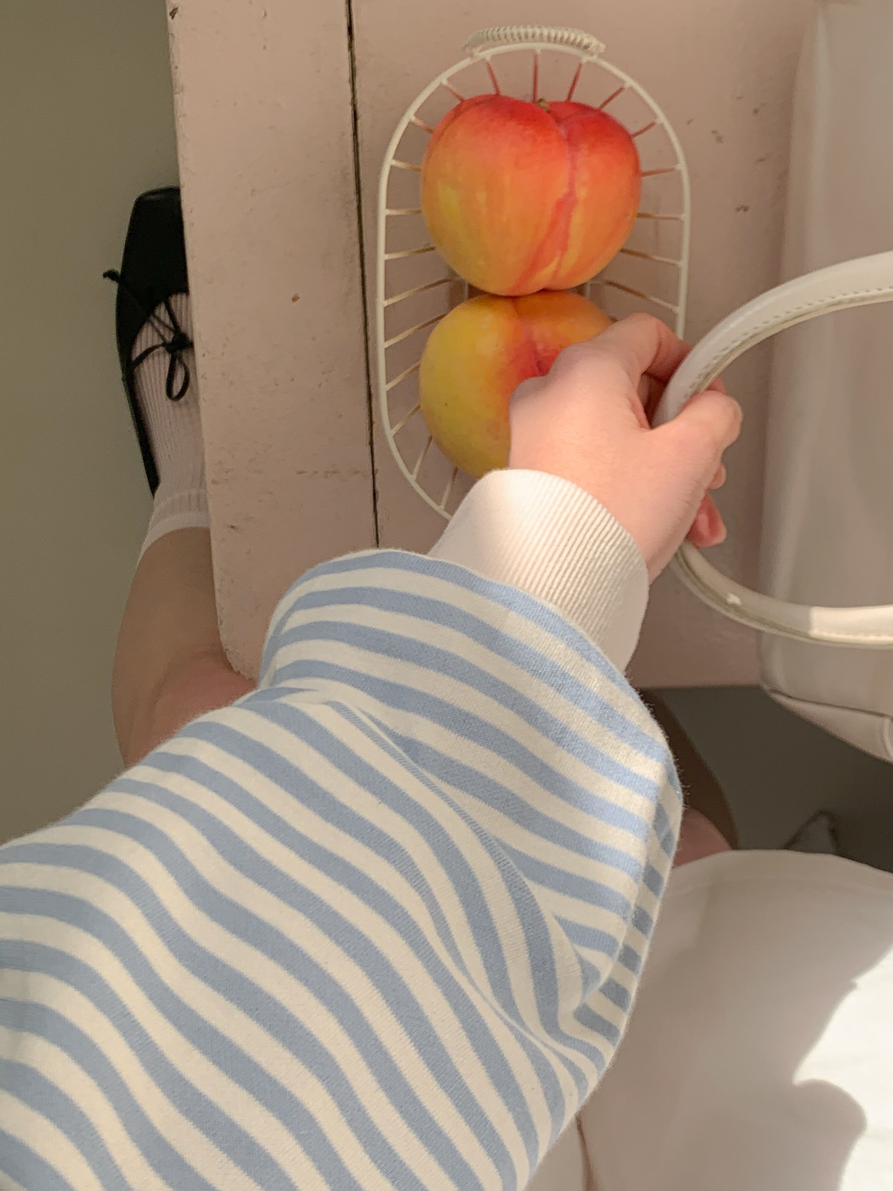 Vネックウェーブルーズ長袖ボーダースウェット | 詳細画像6