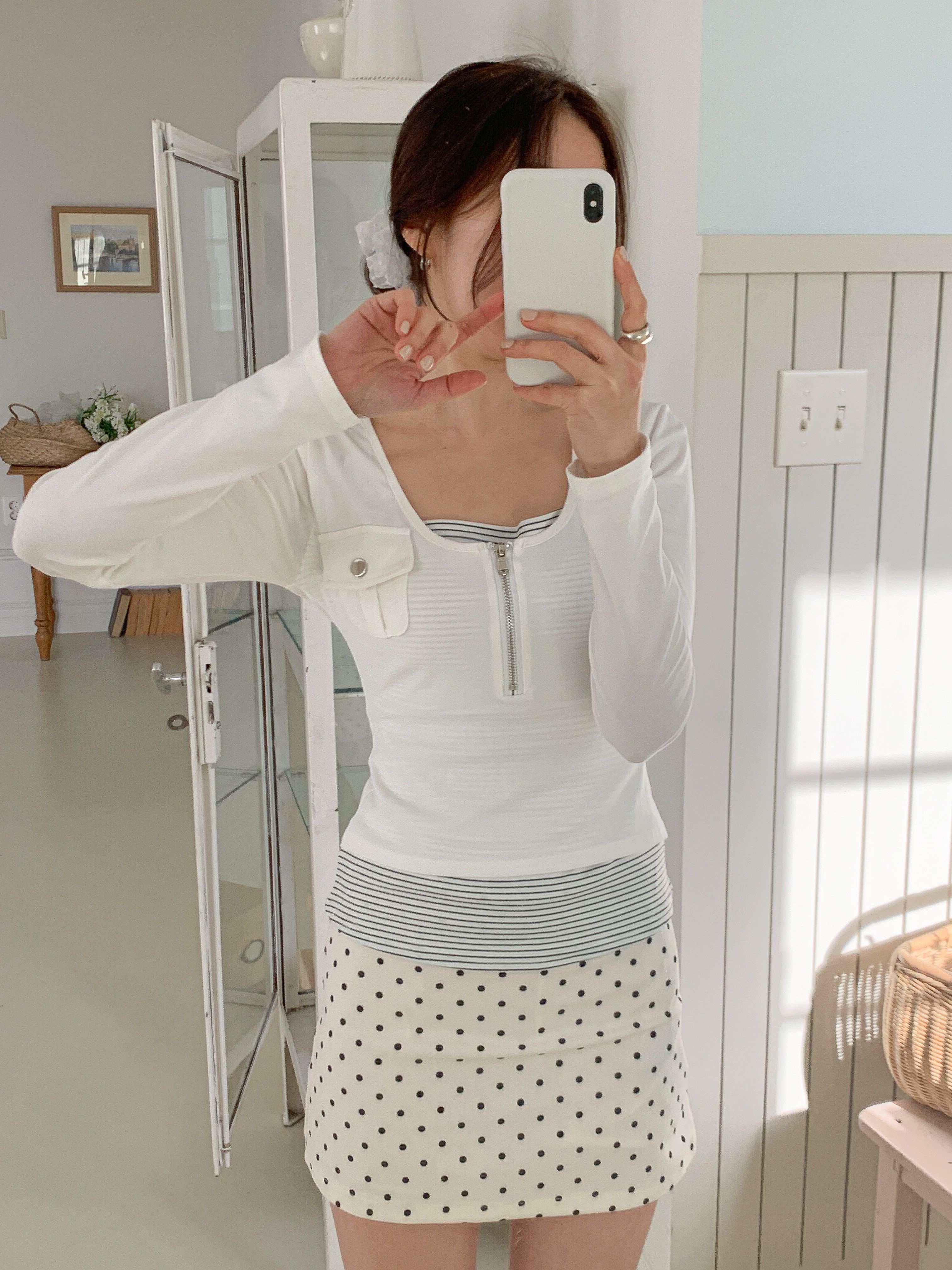 Uネックハーフジップスリムレイヤード風長袖ワンポケットスナップボタン無地Tシャツ | 詳細画像18