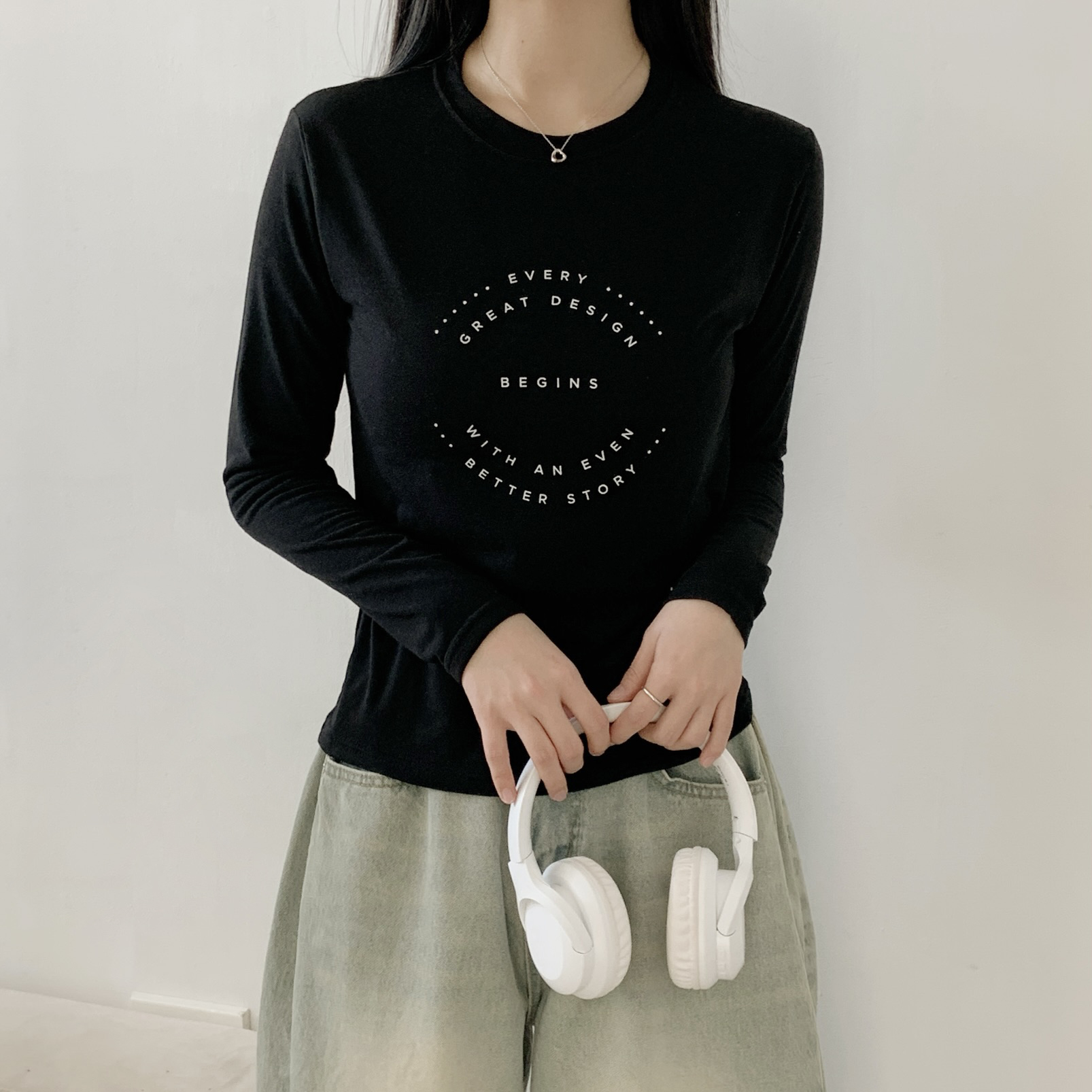 ラウンドネックベーシック長袖ロゴTシャツ | 詳細画像2