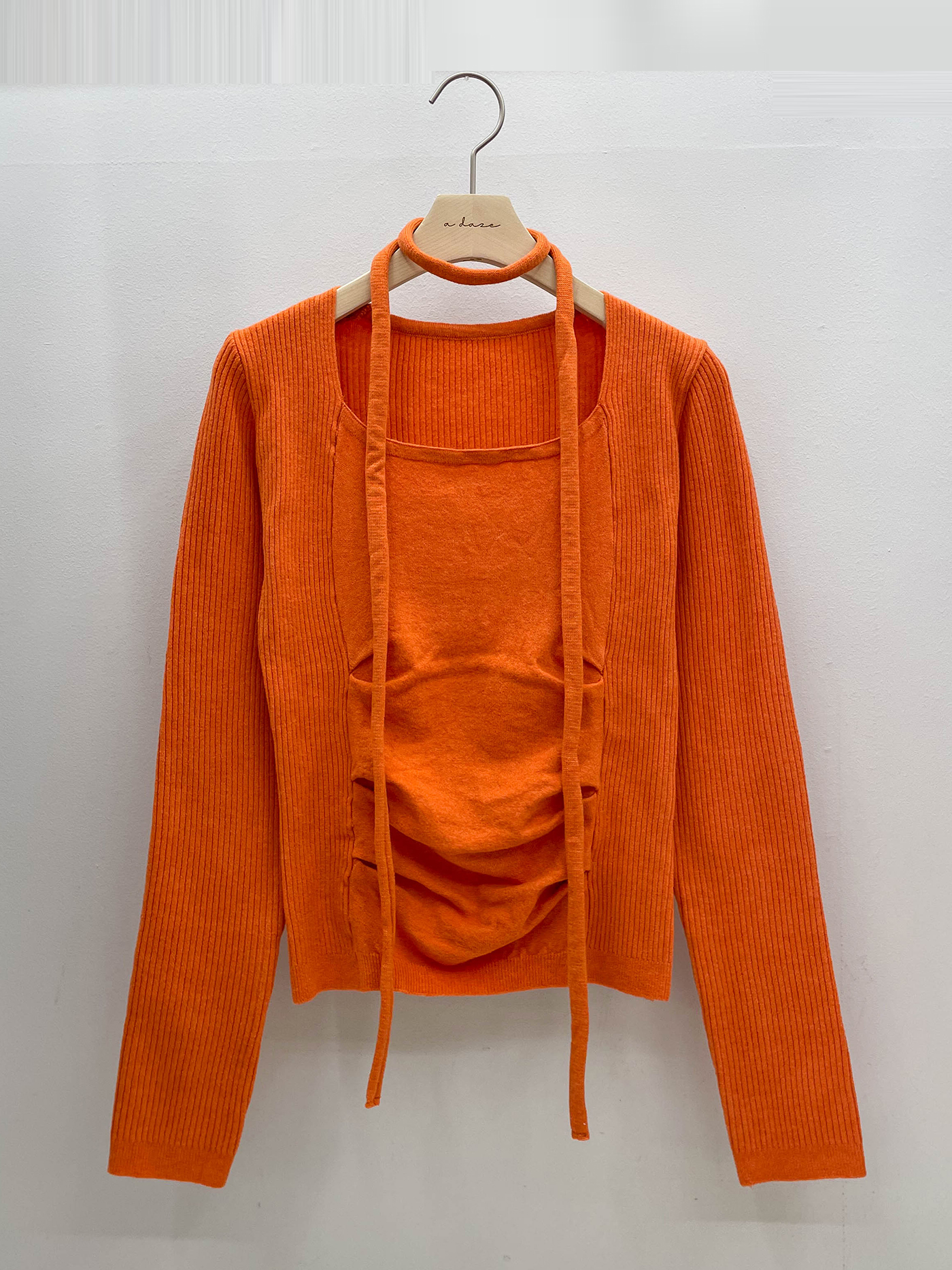 ラウンドネックベーシック長袖ニットマフラー付 | 詳細画像16