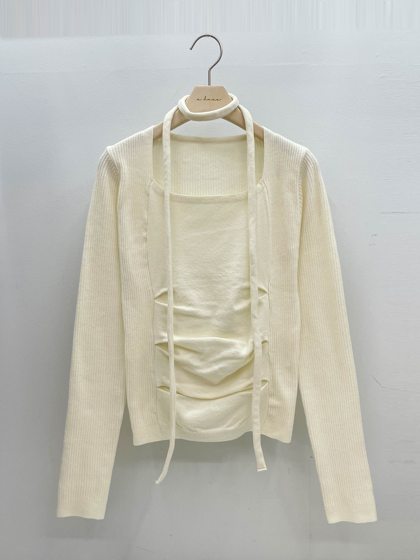 ラウンドネックベーシック長袖ニットマフラー付 | 詳細画像17