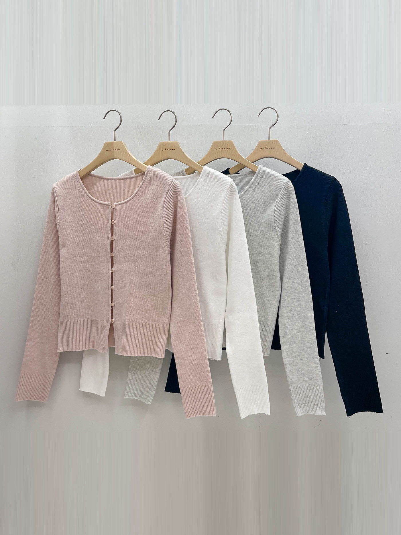 ボタンラウンドネックベーシックスリム長袖カーディガン | 詳細画像20