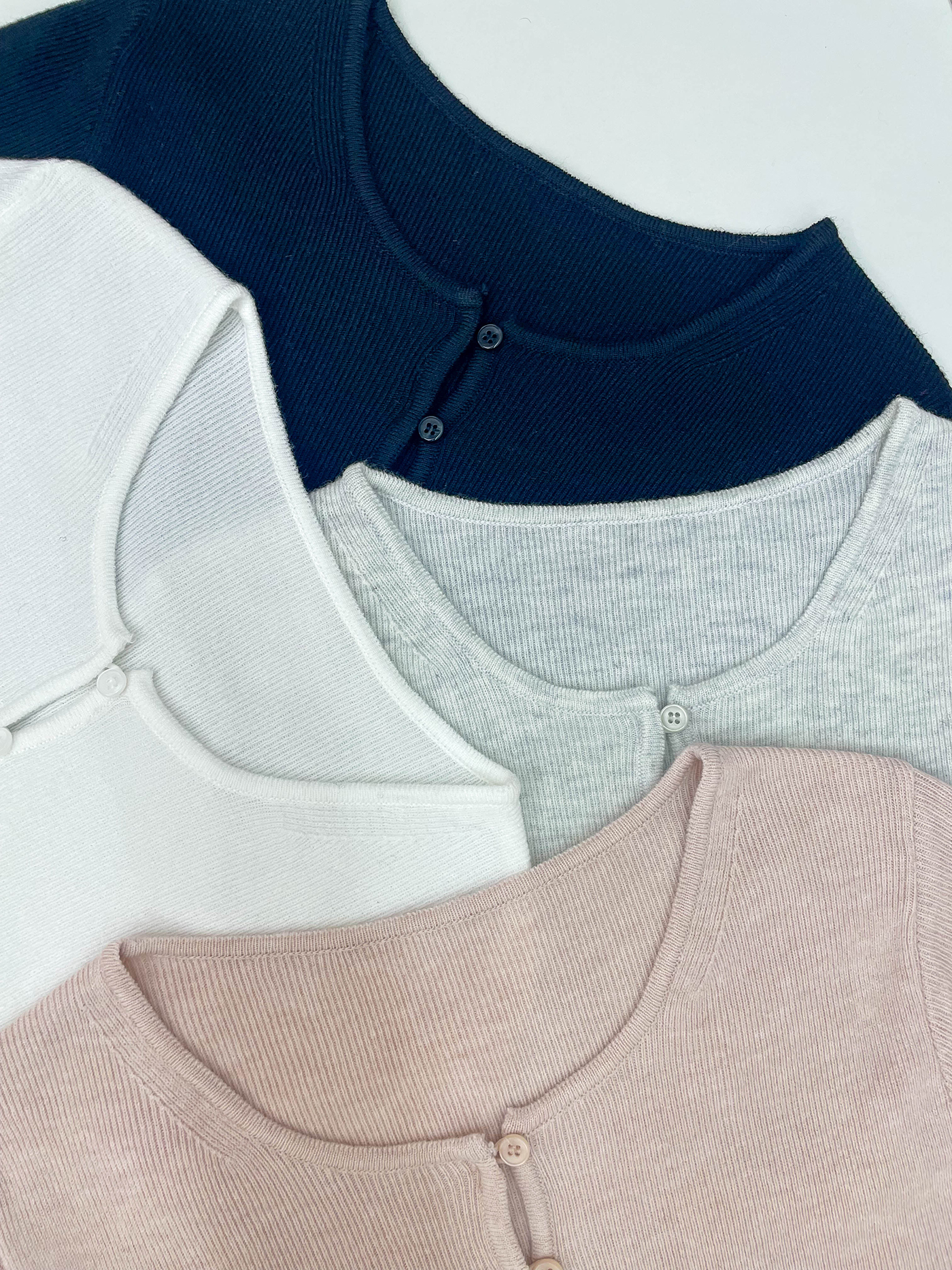 ボタンラウンドネックベーシックスリム長袖カーディガン | 詳細画像4