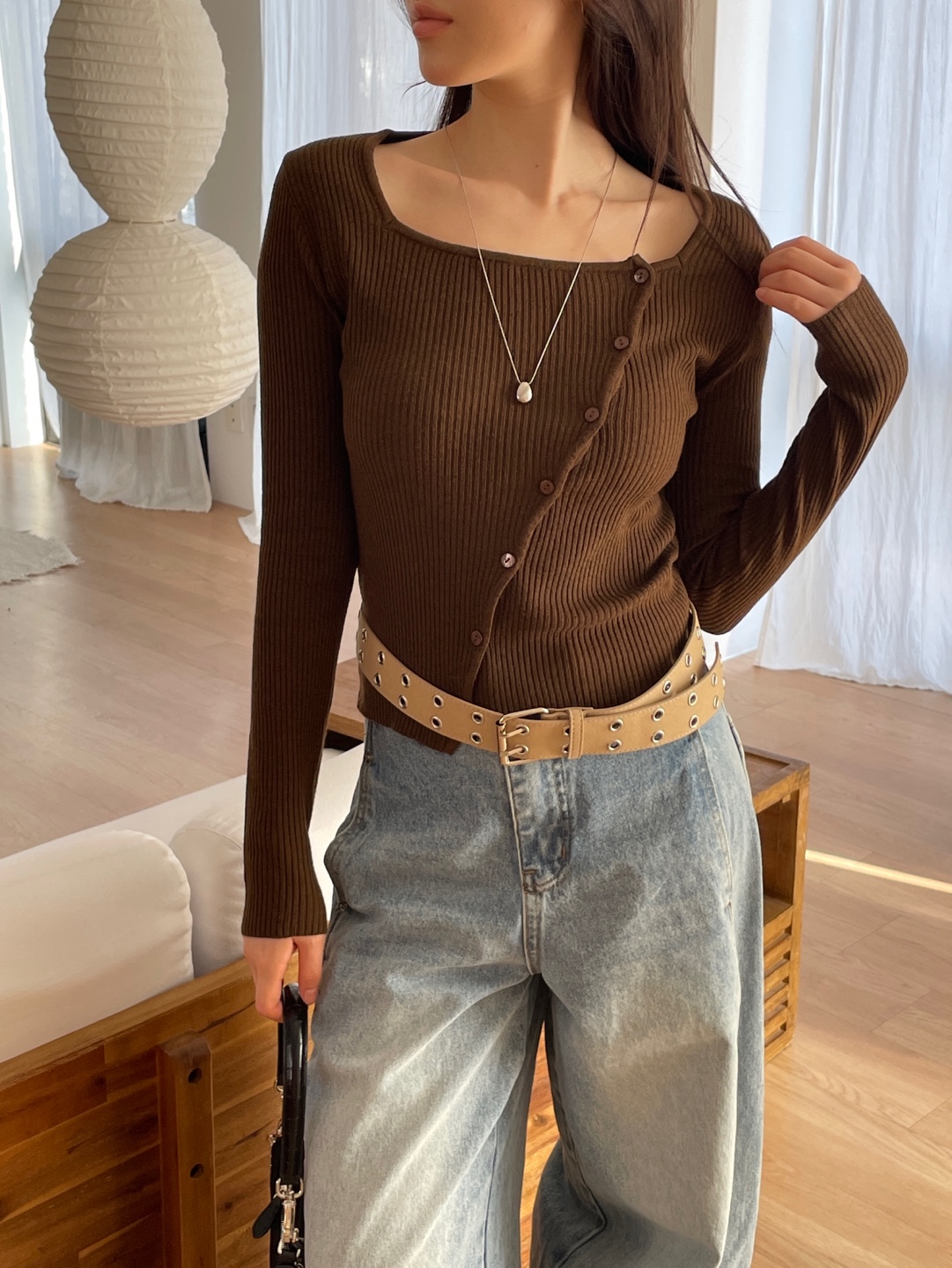 ボタンスリムアンバランス長袖ニット | 詳細画像15